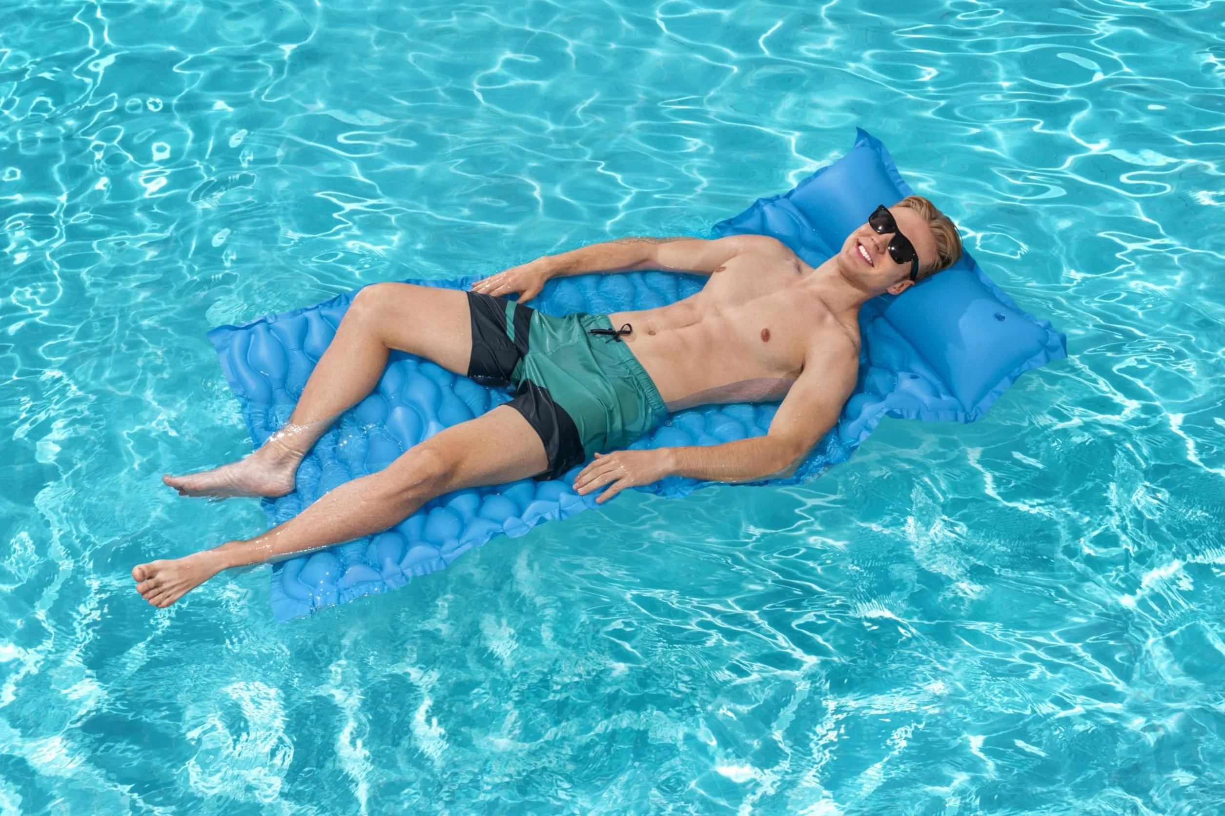 Bestway 1044020Xxx21 7' X 34"/2.13M X 86Cm Float'N Roll Air Mat
