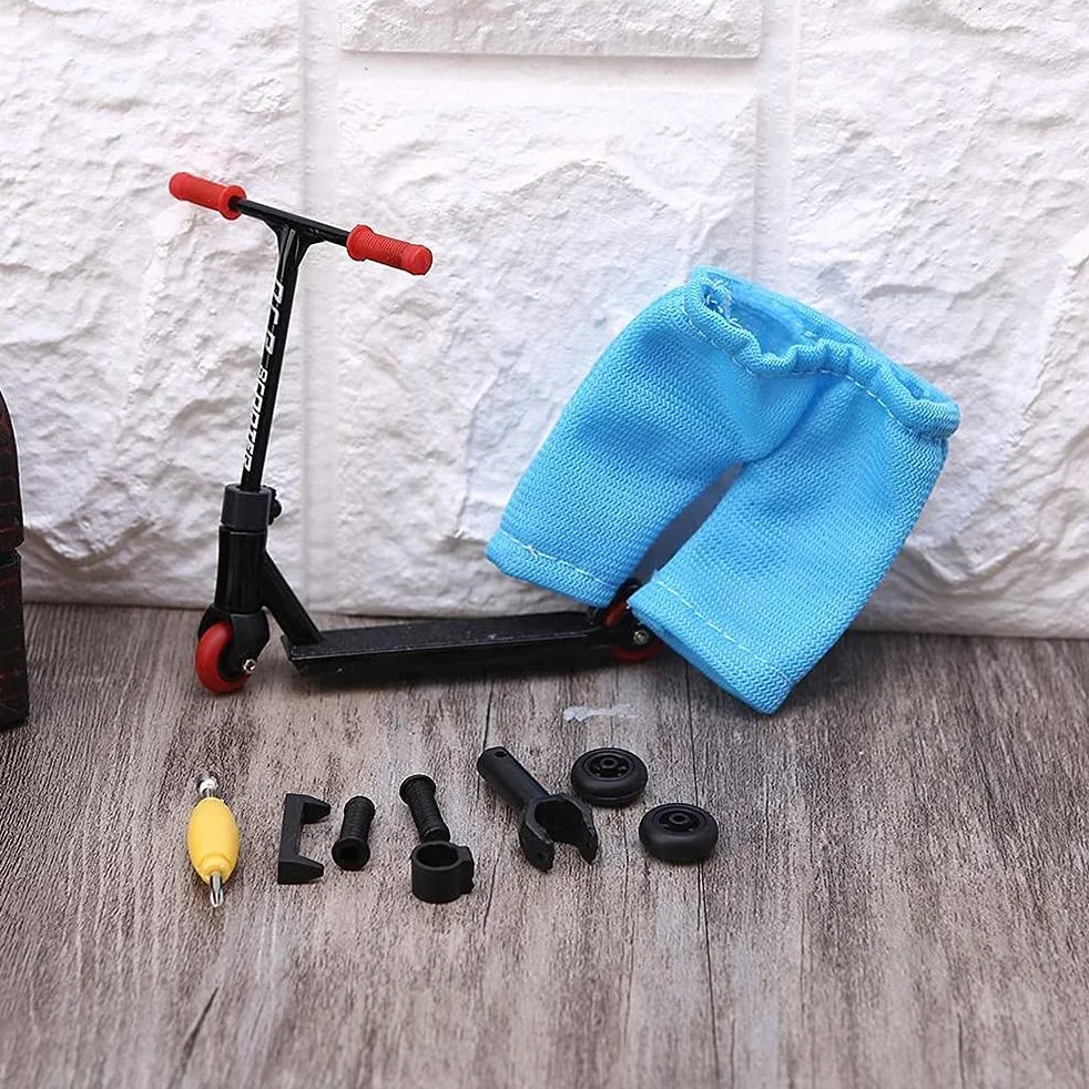 GOWENIC Mini Hulajnoga na Palec ze Stopu, Interaktywny Zestaw Zabawek dla Dzieci, Zestaw Deskorolki do Rozwoju Sensorycznego Dzieci, Tworzywo ABS + materiał Stopowy (WHITE)