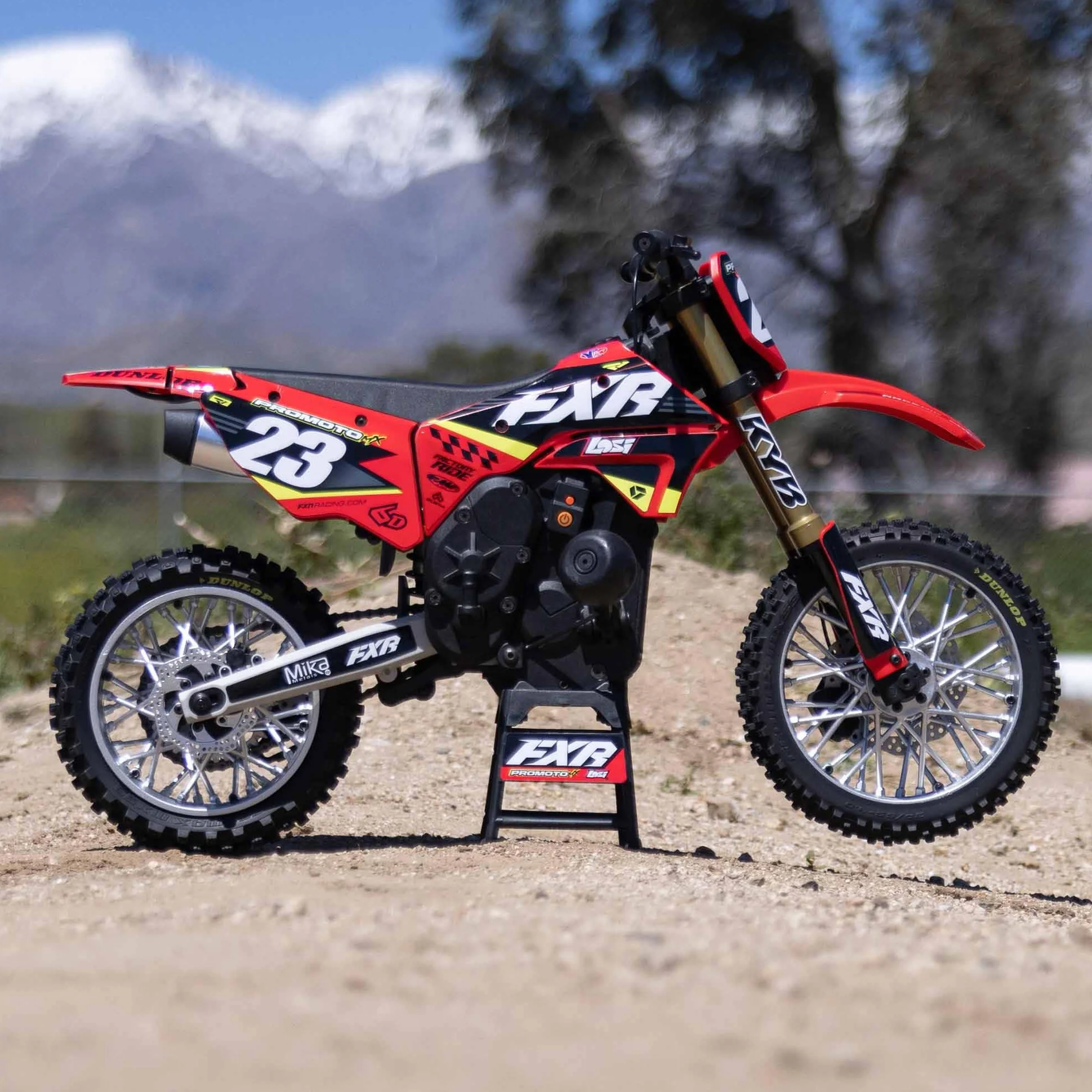 Losi 1/4 Promoto-MX Motorcycle RTR FXR LOS06000T1