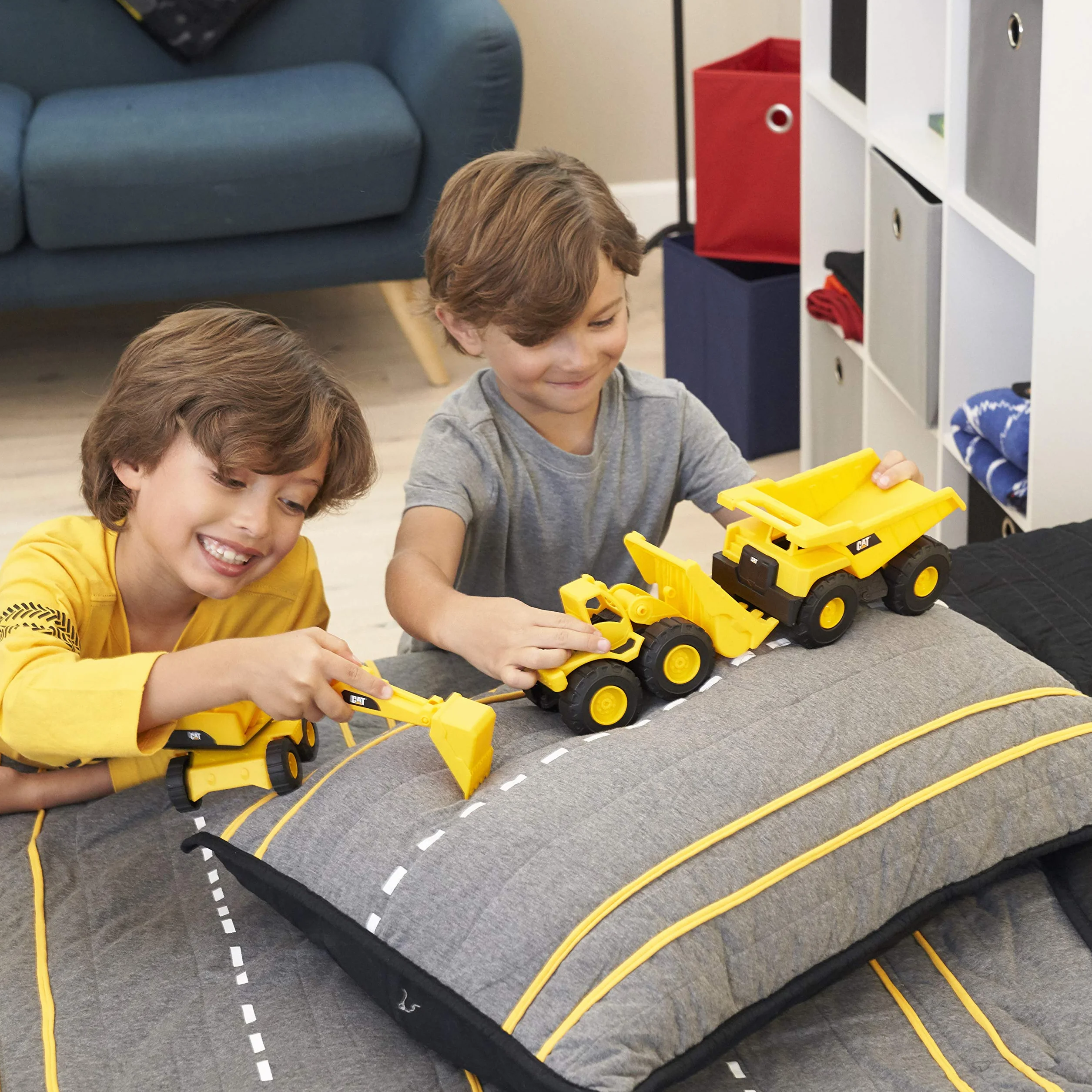 CatToysOfficial 82360 Caterpillar by Funrise 82284 Caterpillar CAT Mini-Crew ciężarówka uchylna, ładowarka kołowa i koparka pojazd budowlany, żółto-czarna