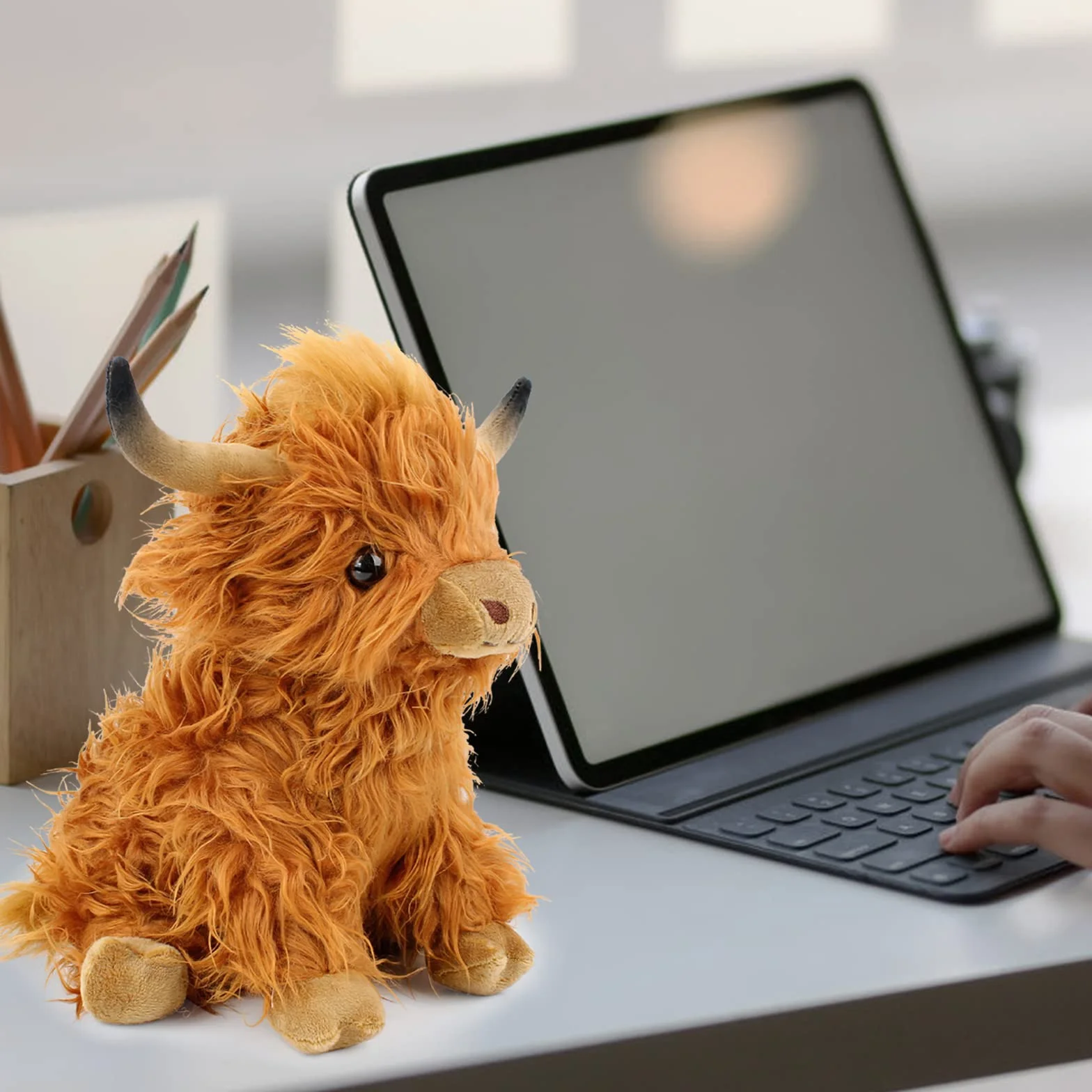 Highland Cow Soft Toy pluszowa zabawka, krowa góralska, pluszowa krowa góralska, przytulanka, realistyczna miękka zabawka na farmie, wołowina góralska, realistyczna szkocka bydło góralskie