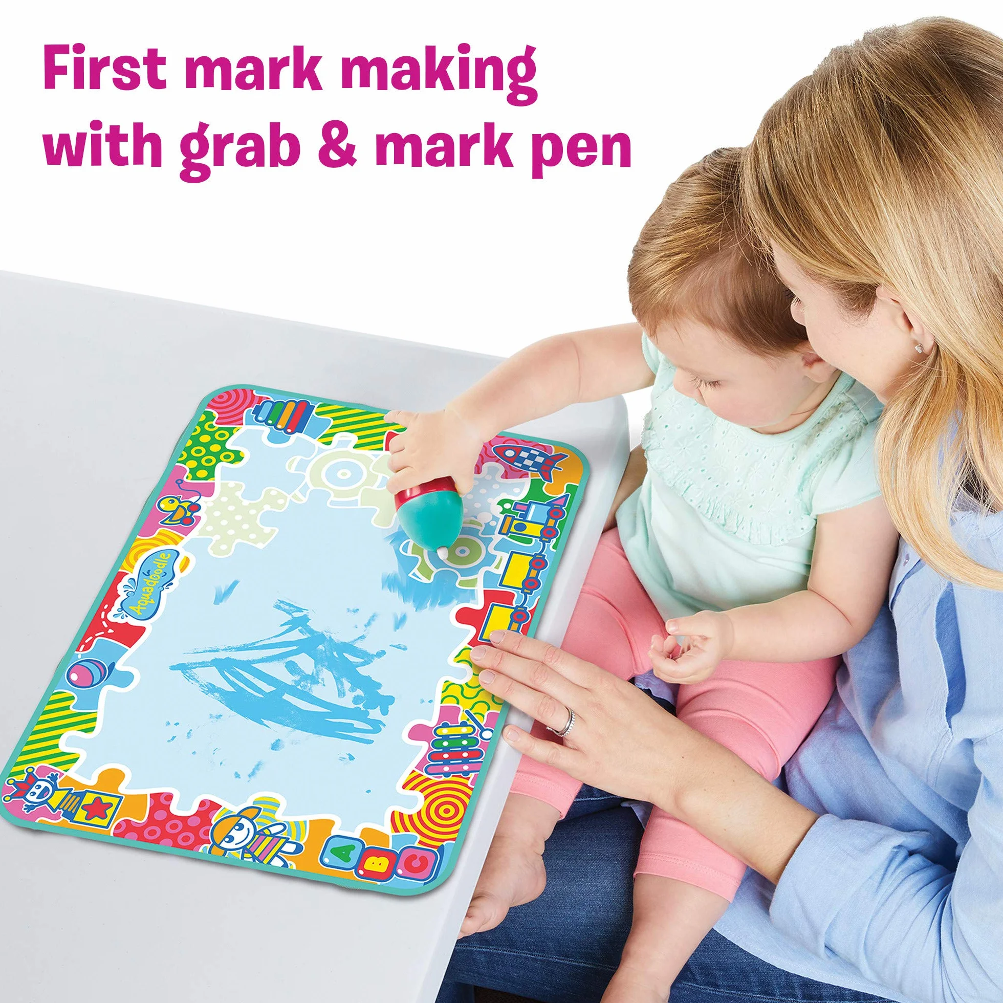 Aquadoodle Baby Water Doodle Mat, Official Tomy No Mess Colouring & Drawing Game, Baby Water Mat Suitable for Babies, Boys & Girls from 9 Months, 1, 2, 3 + Year Olds