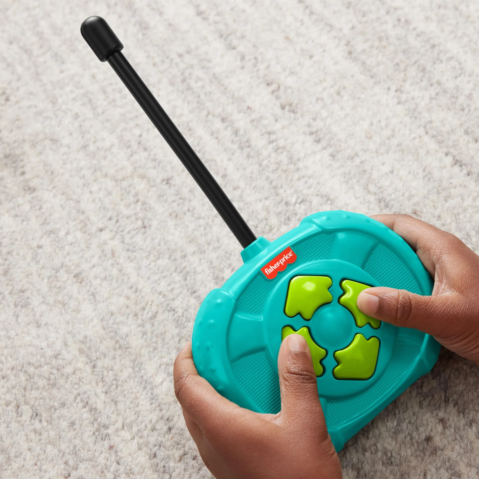 Fisher-Price MY Easy RC Zdalnie sterowany samochód Zielono-niebiesko-czerwony o 2 prędkościach dla dzieci od 3 roku życia, HYH28