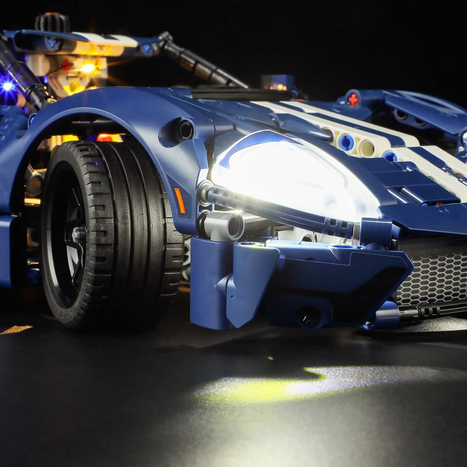 BRIKSMAX Zestaw oświetlenia LED do LEGO 42154 2022 Ford GT - kompatybilny z modelem klocków Lego Technic - nie zawiera zestawu Lego