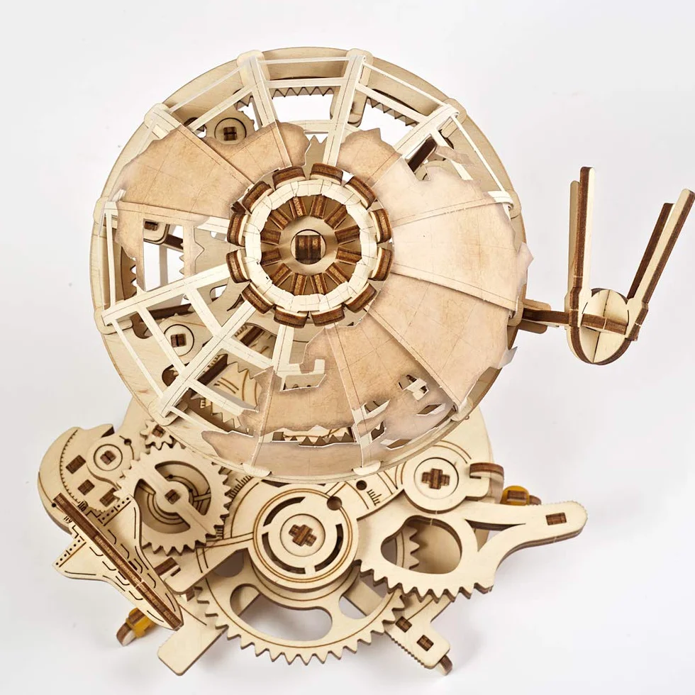 UGEARS Puzzle 3D z drewna, prezent na Dzień Ojca, obracający się drewniany zestaw do budowy – mechaniczny globus z promem i sputnikiem – samodzielnie montowane drewniane zestawy modelarskie dla