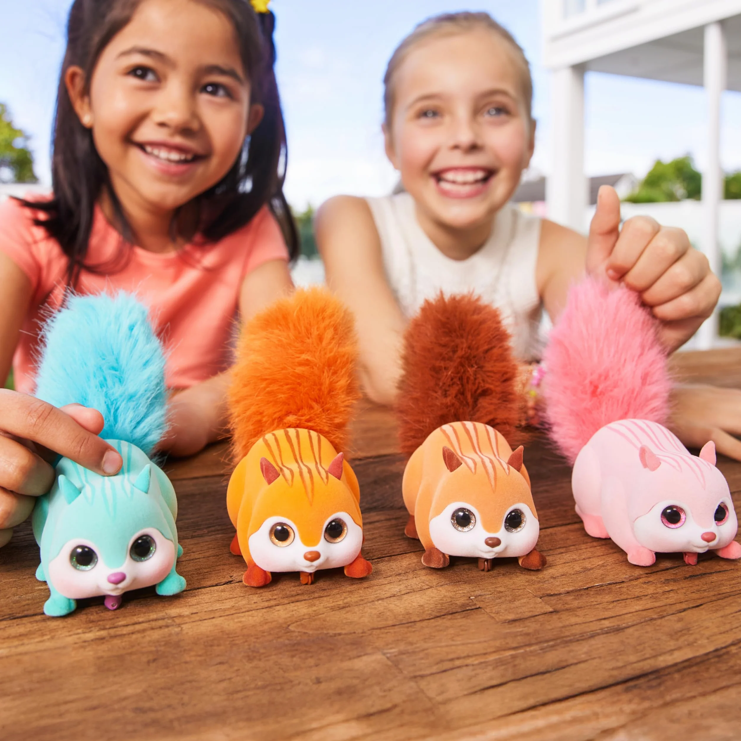 Pets Alive Scurry'n Squirrel (Orange) by ZURU interaktywna zabawka robotyczna, poruszająca się wiewiórka z realistycznymi mi i dźwiękami, od 3 lat i starszych, dla dzieci i niemowląt