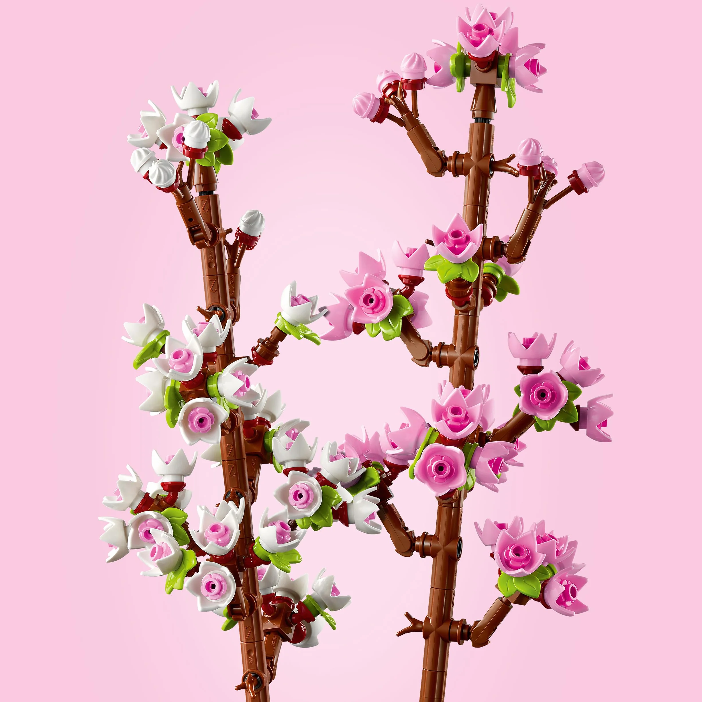 LEGO Botanicals Kwiaty wiśni, Sztuczne Kwiaty do Zbudowania z Klocków, Pomysł na Prezent dla Przyjaciółki, dla Nastolatek, dla Dziewczynek i Chłopców od 8 Lat, Ciekawe Dekoracje na Biurko, 40725