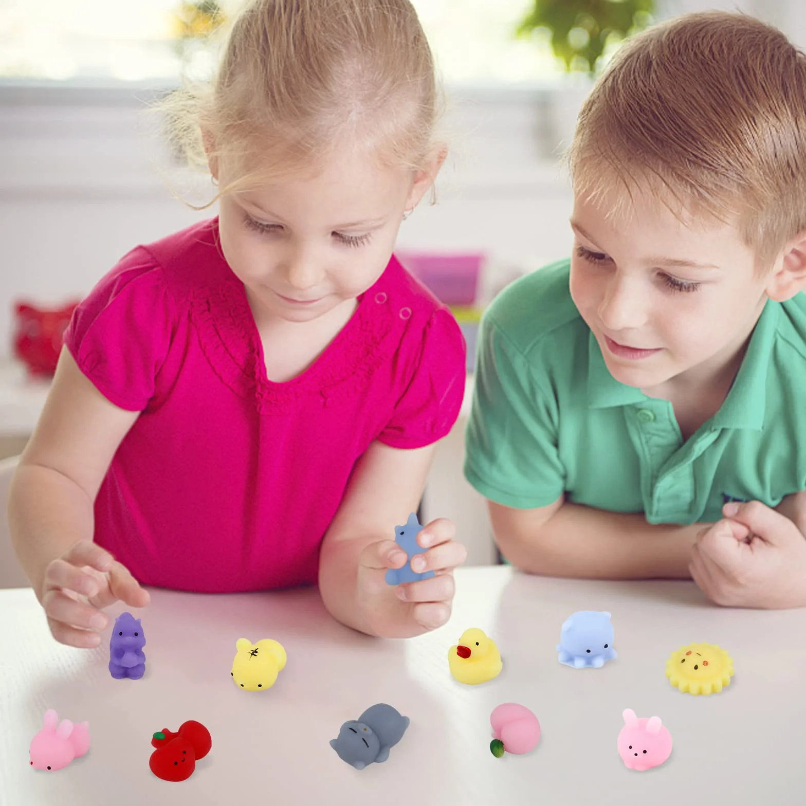 Mini Squishy Pack, miękkie zabawki Moji, 24 sztuki, zabawki Fidget Toys, mini Kawaii ze zwierzętami Squishies, torebki imprezowe, wypełniacz, antystresowe, zabawki dla dzieci i dorosłych, na Boże