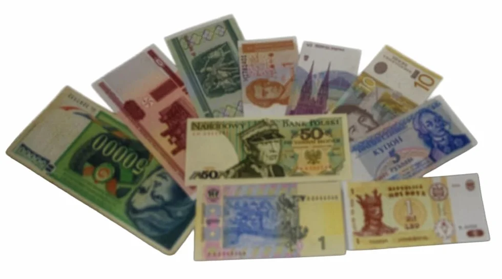 Europa Wschodnia 10 różnych banknotów Europa Wschodnia (banknoty)