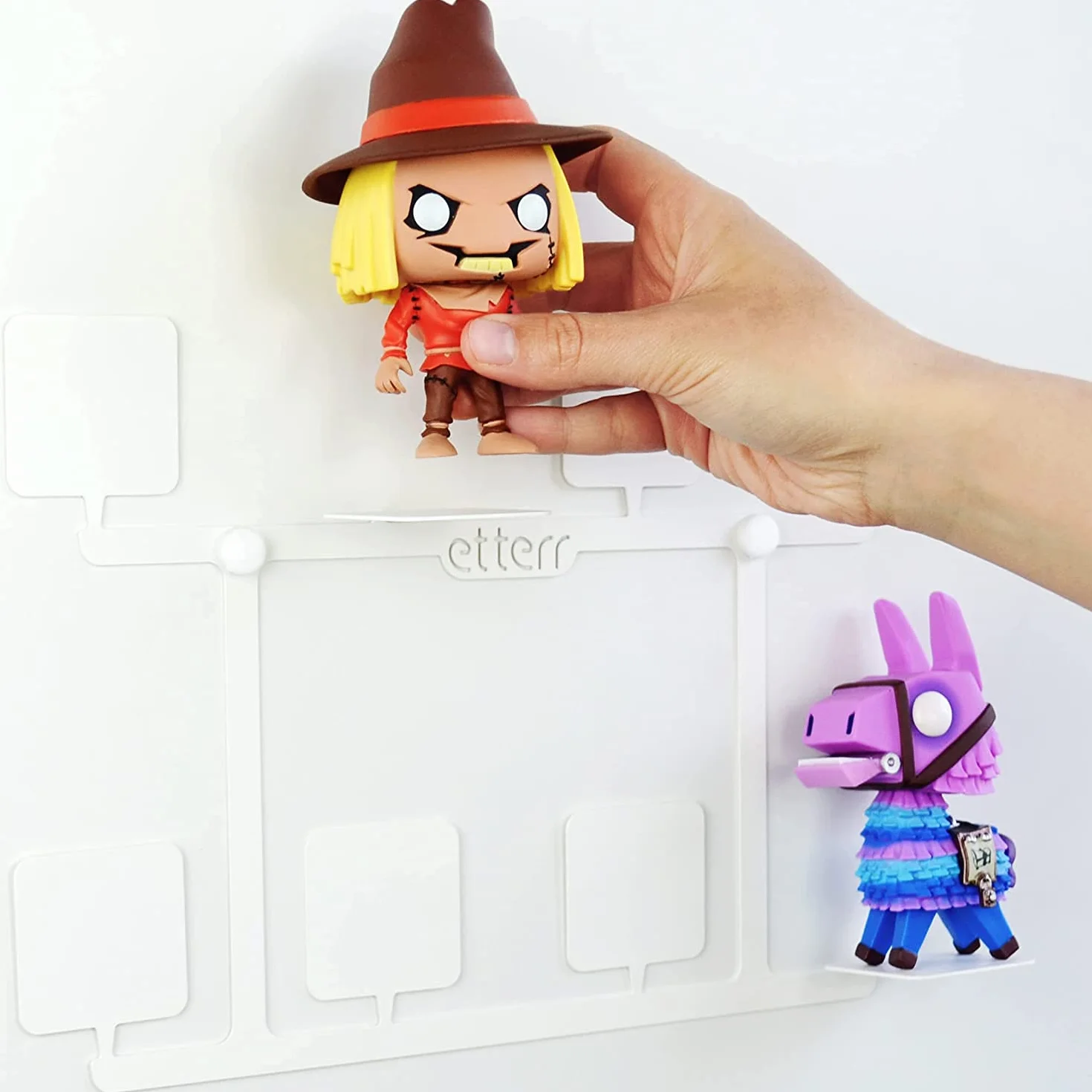 Uchwyt ścienny do kolekcji Funko Pop (1)