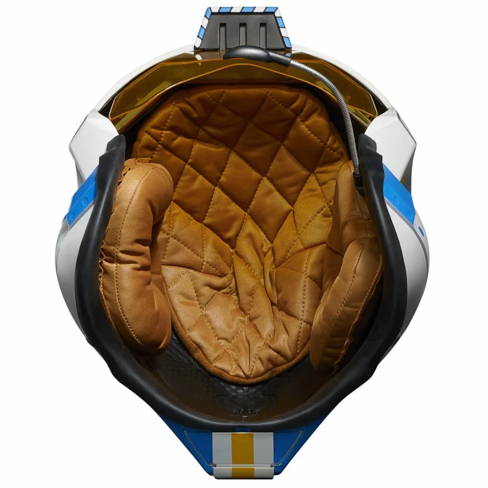 Star Wars The Black Series Carson Teva Premium elektroniczny kask z zaawansowanymi diodami LED i efektami dźwiękowymi, wiek od 14 lat