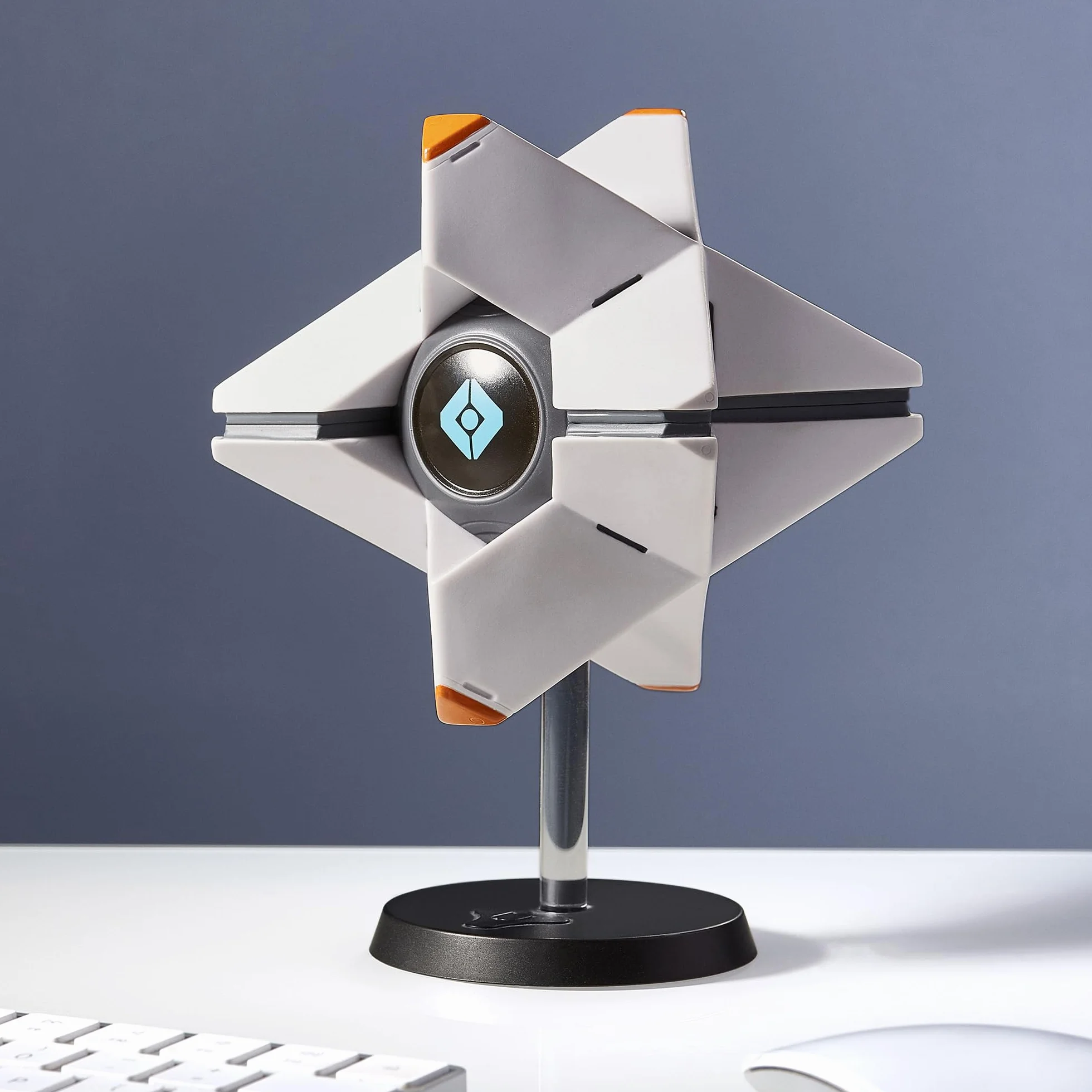 Numskull - Destiny Ghost Shell Generalist (z emblematem Spectral Flare)