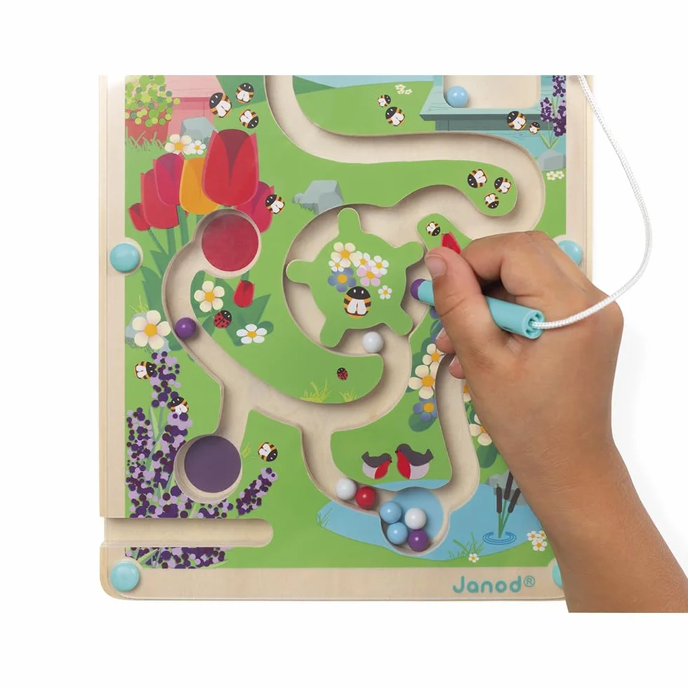 Janod - Wooden Magnetic Beehive Maze - Develops Fine Motor Skills and Concentration - Dimensions: 7.1 inch X 9.8 inch - Fsc-Certified - Suitable for Ages 2 and Up, J05310