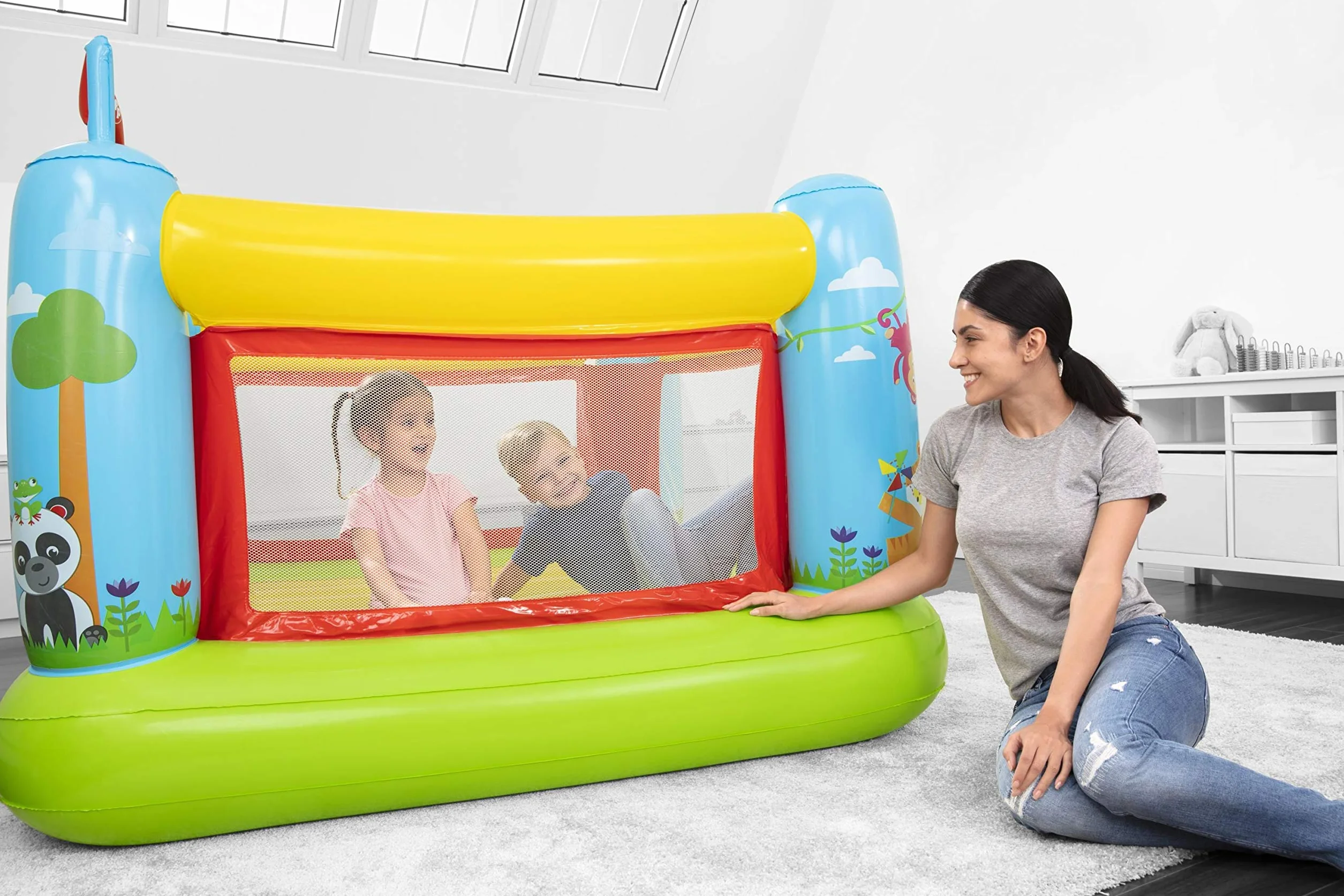 Bestway 1093553Xxx20 Fisher-Price® 69" X 68" X 53"/1.75M X 1.73M X 1.35M Bouncetastic Bouncer