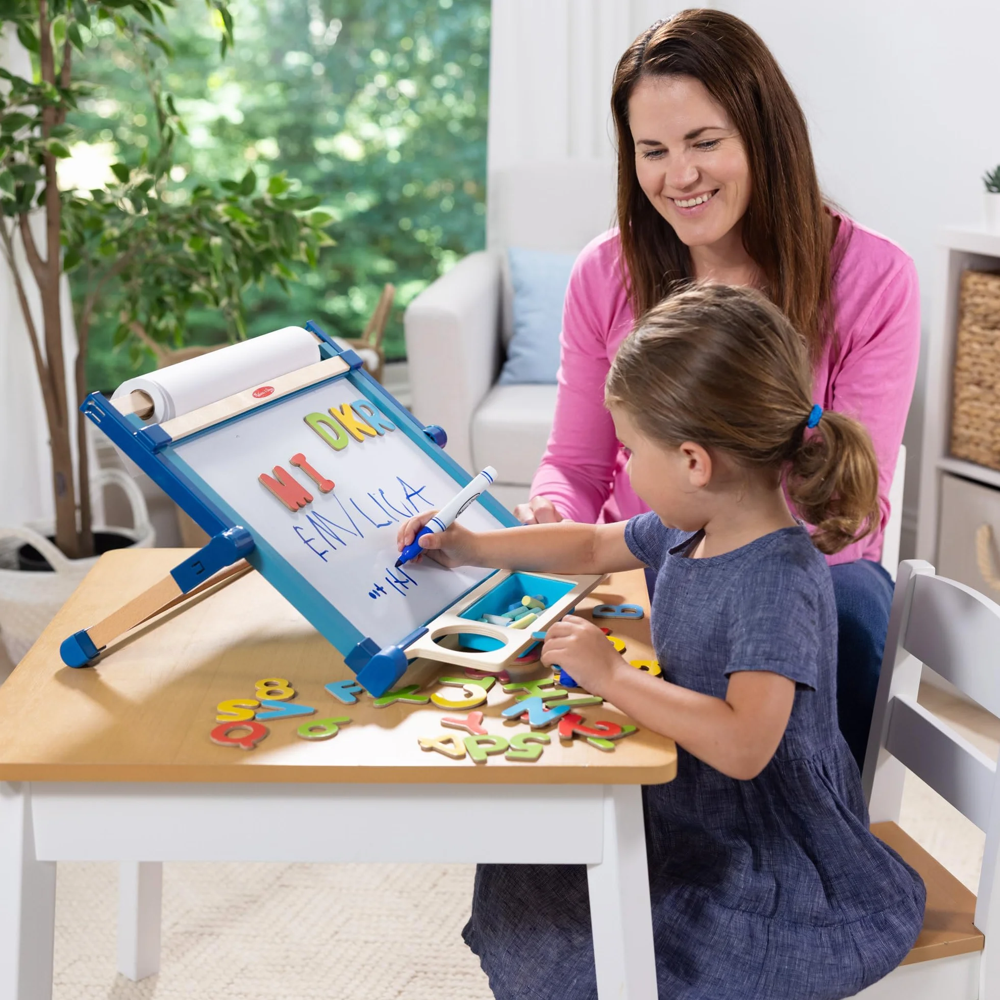 Melissa & Doug Drewniana dwustronna sztaluga stołowa, sztuka, rzemiosło, zabawa udawana, 3+, wielokolorowa, 44,45 cm wys. x 52,705 cm szer. x 6,985 cm dł