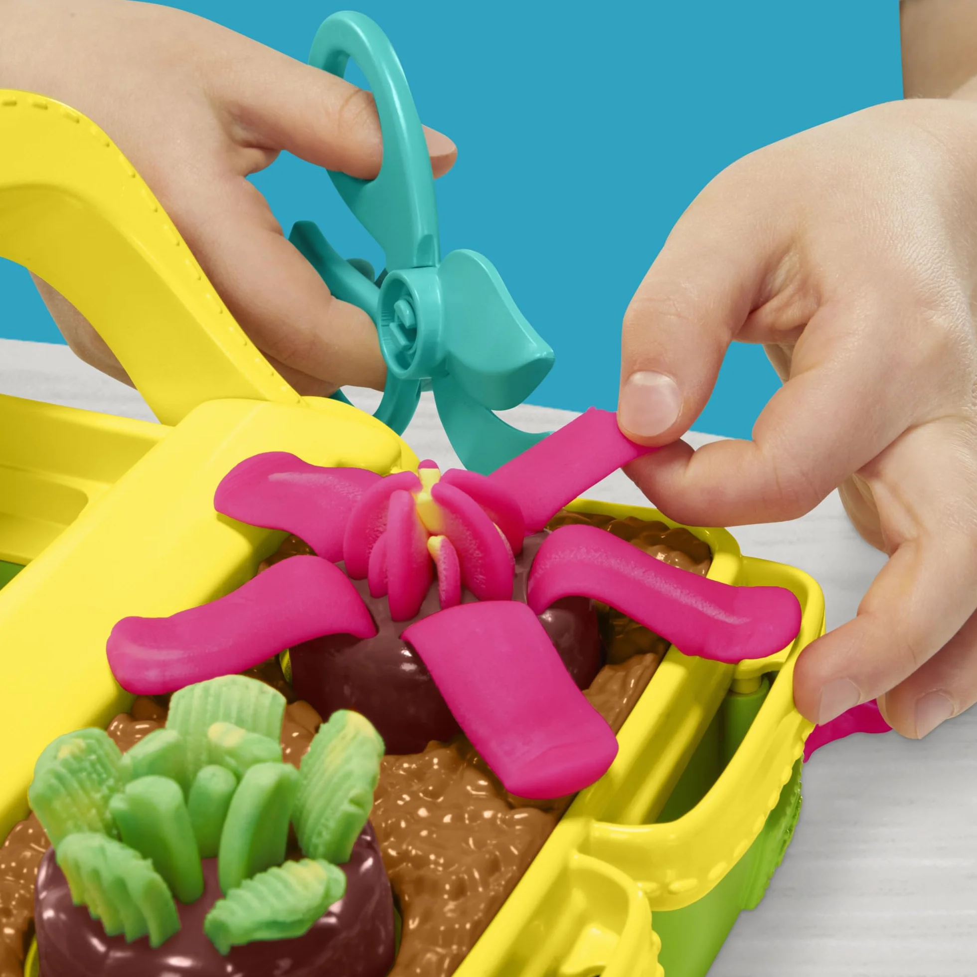 Zestaw do zabawy Kwitnące kwiaty Play-Doh