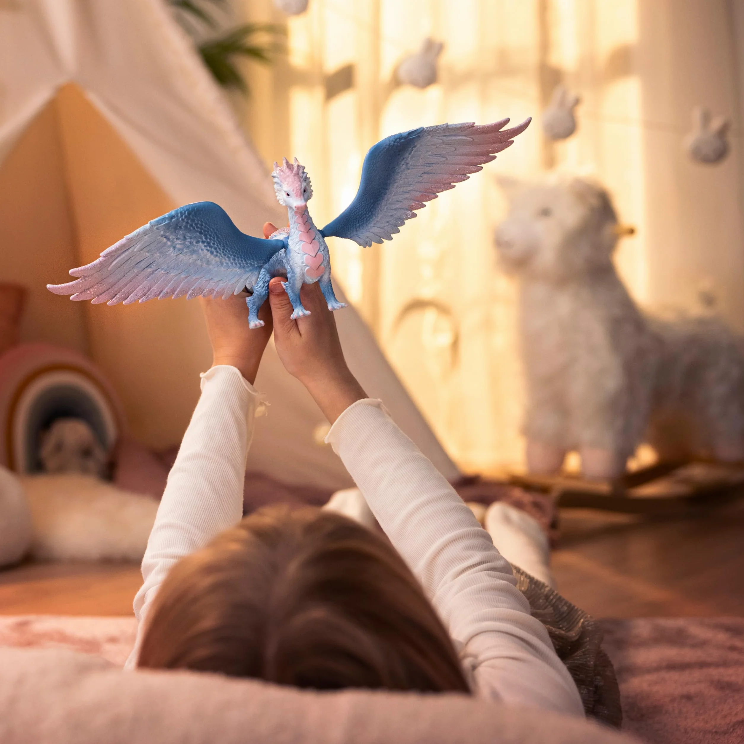 schleich BAYALA | Kryształowy Smok 70833 | Szczegółowe, fantastyczne figurki kolekcjonerskie | Smok z ruchomymi skrzydłami | Prezent dla dziewczynek i chłopców | Figurka od 5 lat | 32 × 25 × 15 cm
