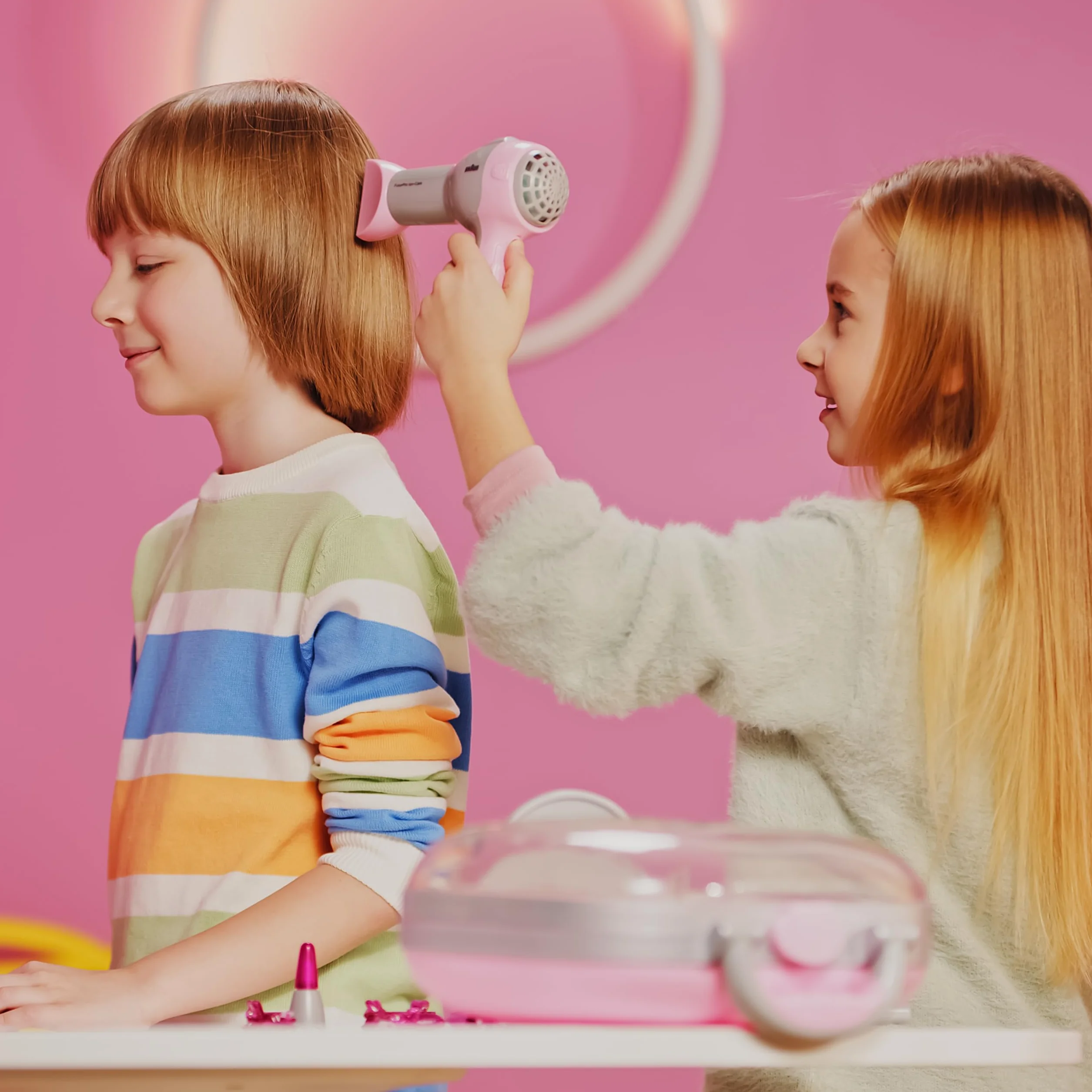 Theo Klein 5855 Braun Hairdresser's Case I with Mirror, Comb and Lots of Styling Accessories I with Battery - Powered Hairdryer I Toy for Children Aged 3 Years and up