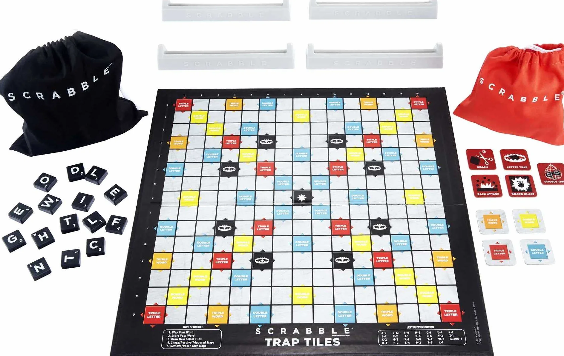Mattel, z płytkami pułapkowymi Scrabble (QE)