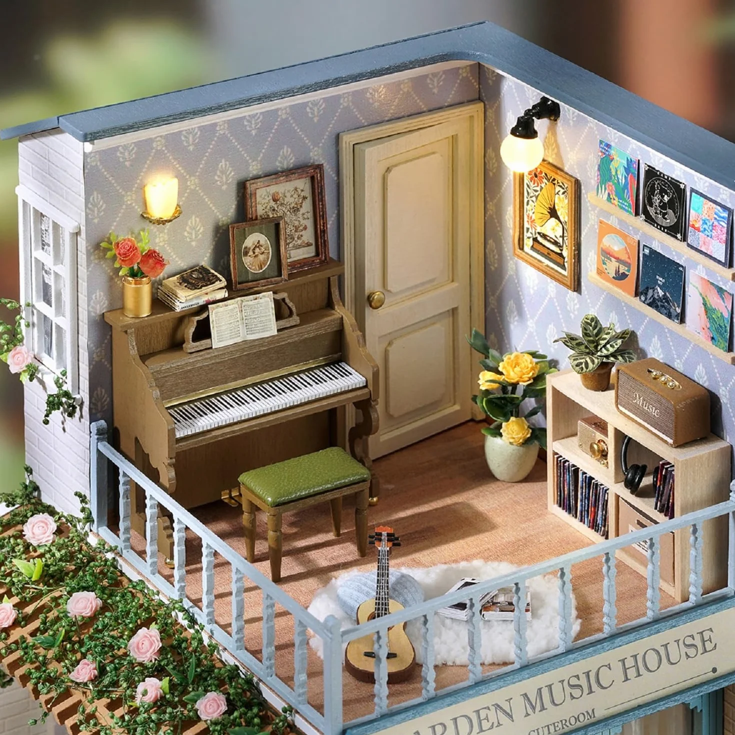 CUTEROOM DIY miniaturowy domek dla lalek - kreatywny drewniany model 3D z oświetleniem LED i ruchem muzycznym - zestaw konstrukcyjny dla dorosłych, wystrój domu - melodia