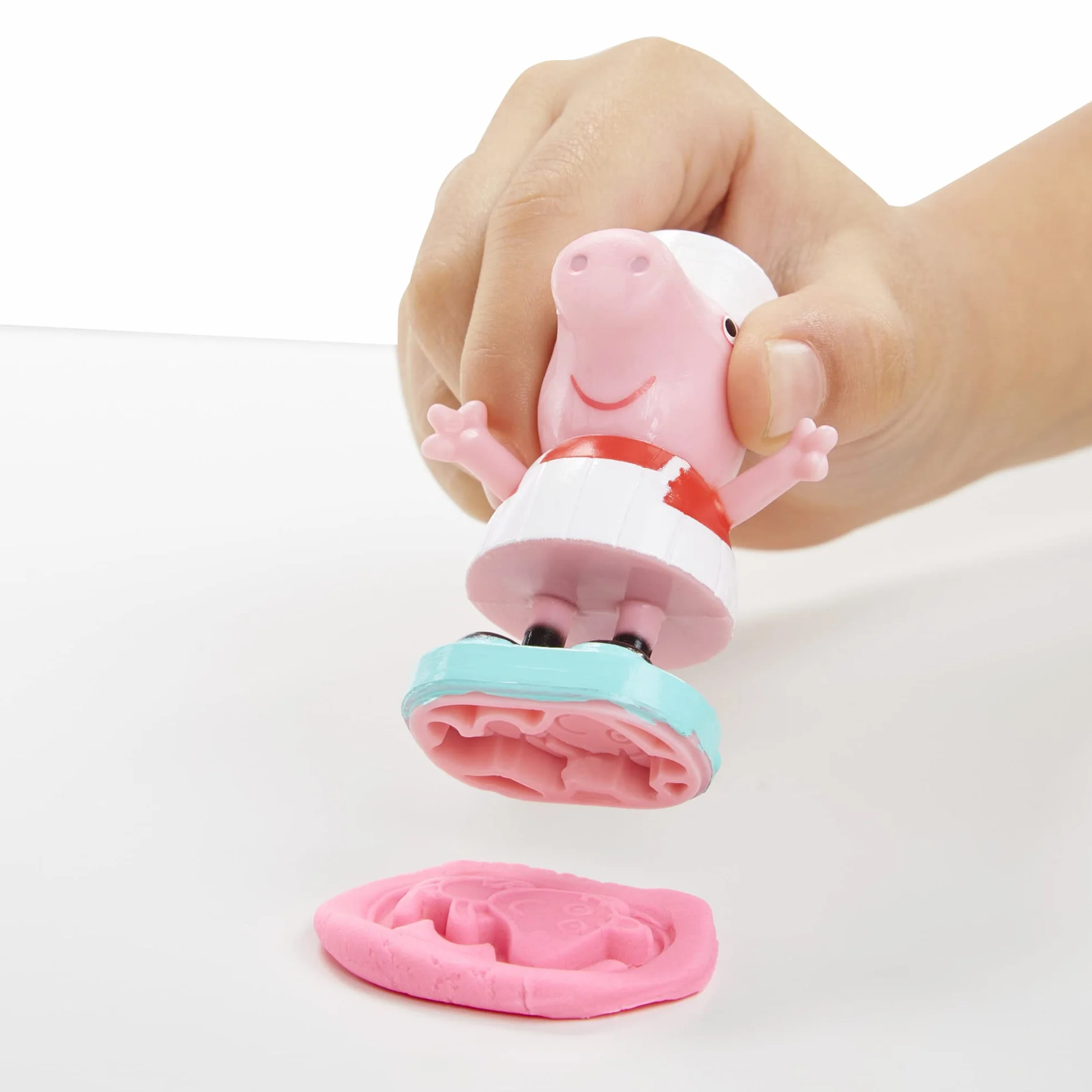 Play-Doh Zestaw do zabawy z lodami, Świnką Peppą i ciastoliną Play-Doh, furgonetka z lodami, figurki Peppy i George'a oraz 5 pojemników z ciastoliną