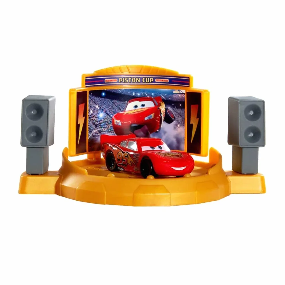 Disney Pixar Cars Auta Skok po Złoty Tłok Zestaw dla dzieci (ok. 50 cm długości) + samochód zabawka Zygzak McQueen i 2 sposoby zabawy, JDJ02
