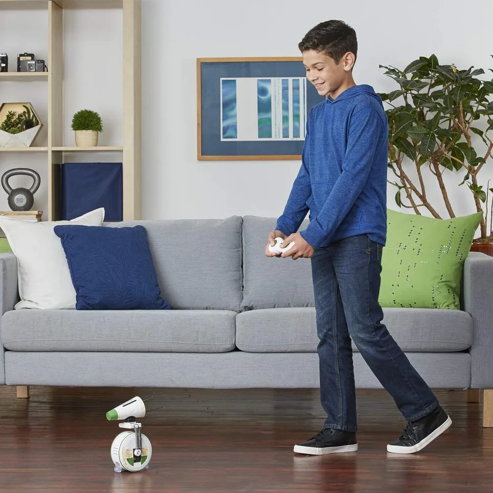 Hasbro Zdalnie sterowana figurka D-O Star Wars: Droid Skywalkera z dźwiękami, od 5 lat