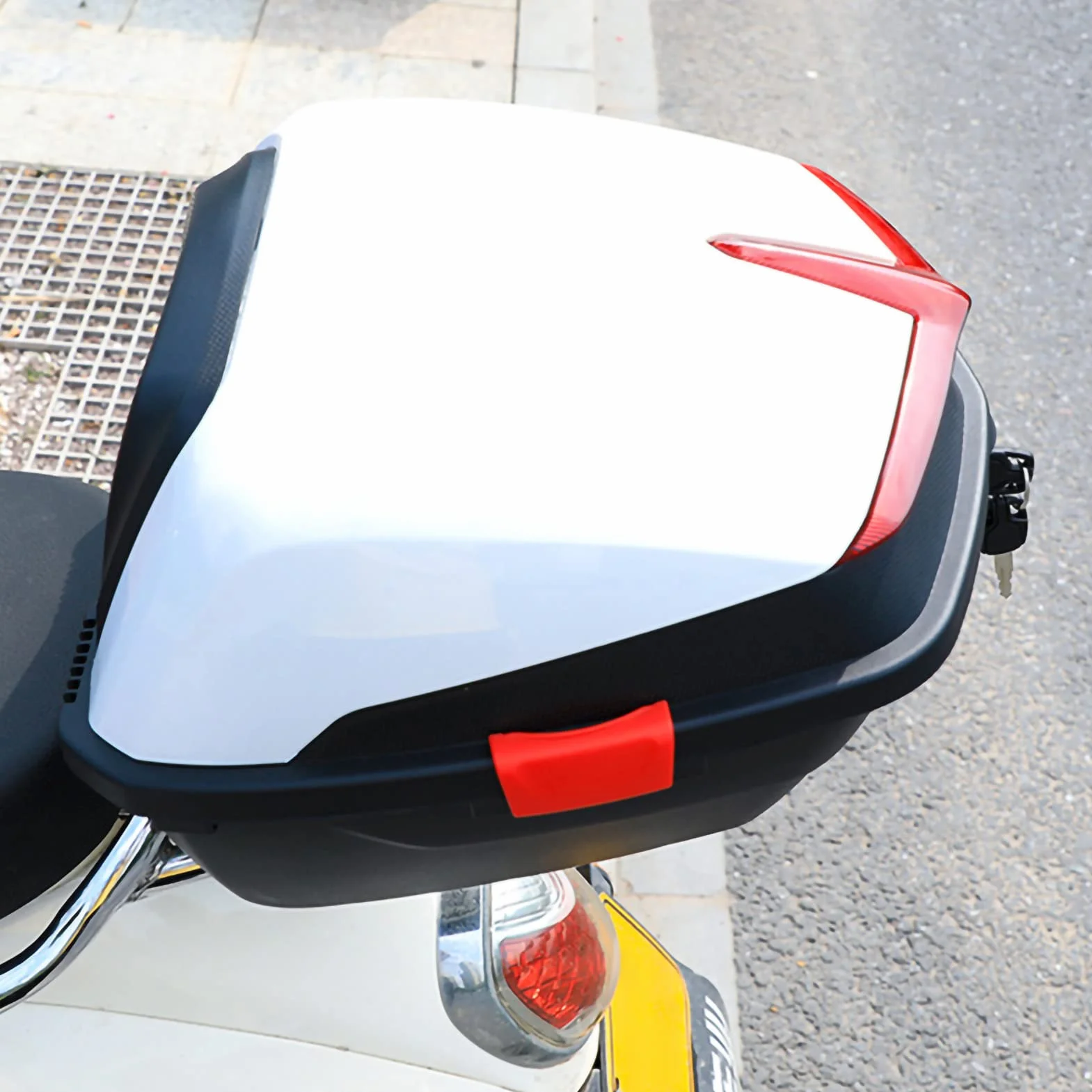 Bagażnik Motocyklowy, Wodoodporny, Odporny na Uderzenia, Uniwersalny Motocyklowy Górny Kufer o Dużej Pojemności (Biały)