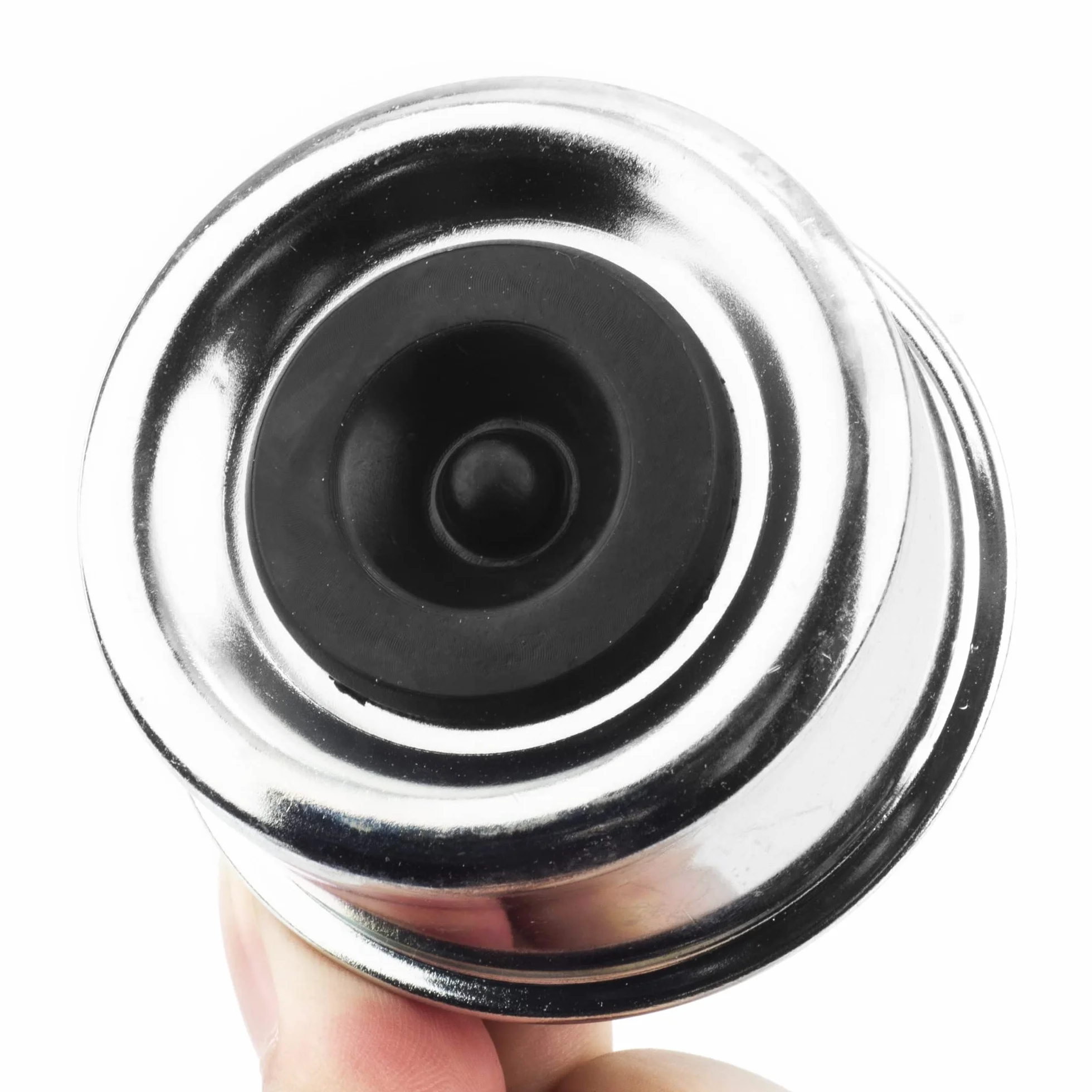 RhinoTuning Zestaw 2 zaślepek przeciwpyłowych, 62 mm, średnica 68 mm, ID 62 mm, kołpaki ochronne na koła, kompatybilne z samochodami ciężarowymi/przyczepami/łodziami (chromowane, z korkami)