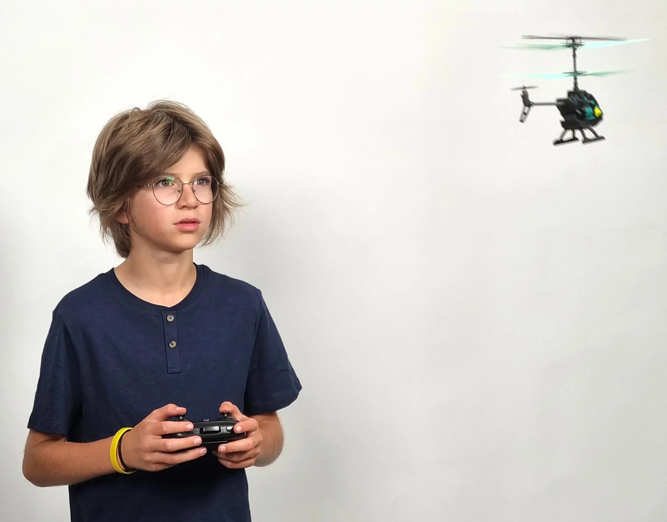 BUKI 37295 - Helikopter ze sterowaniem radiowym