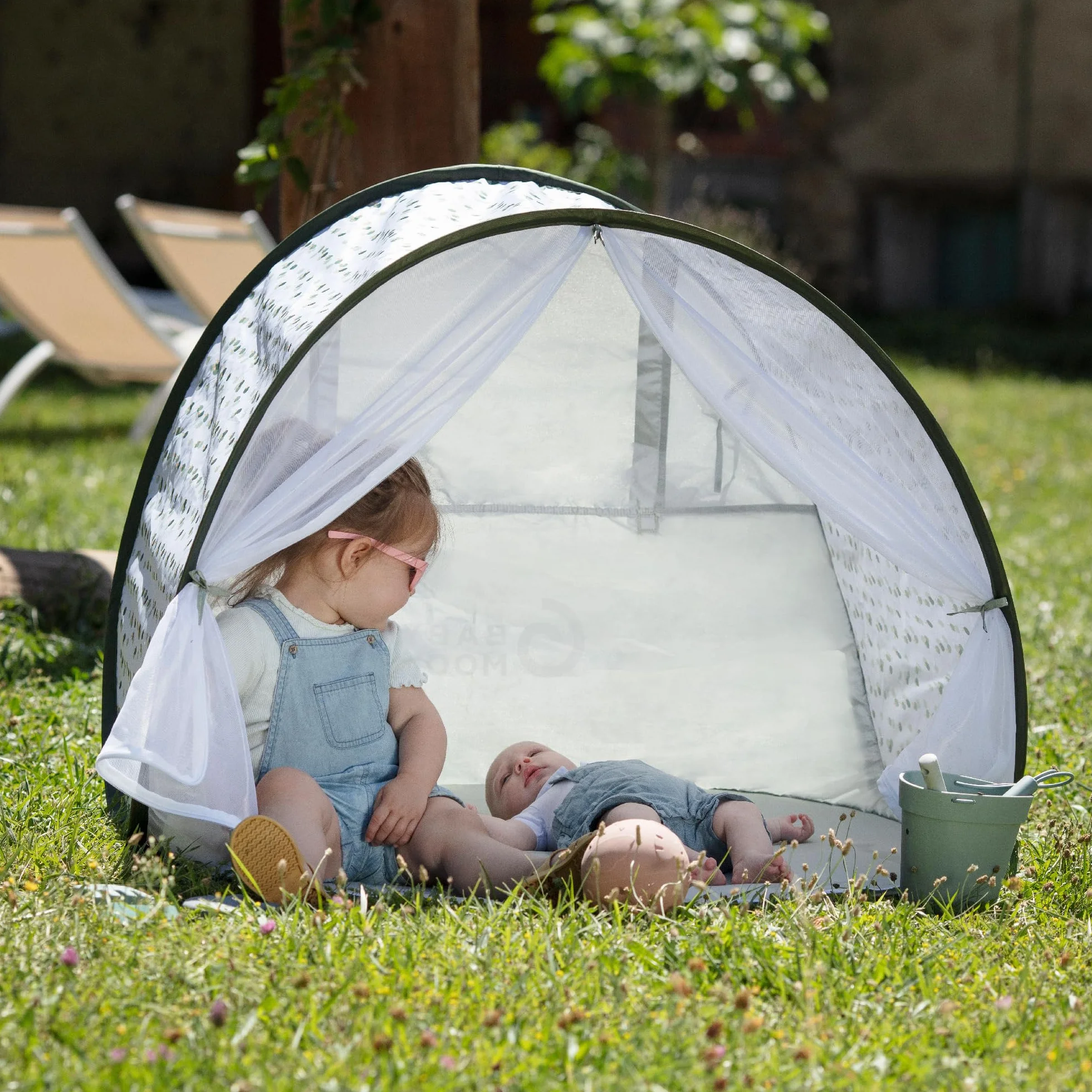 Babymoov Namiot dziecięcy o wysokiej ochronie przeciwsłonecznej 50+, z moskitierą na zamek, duży namiot plażowy, system Pop-Up, Provence