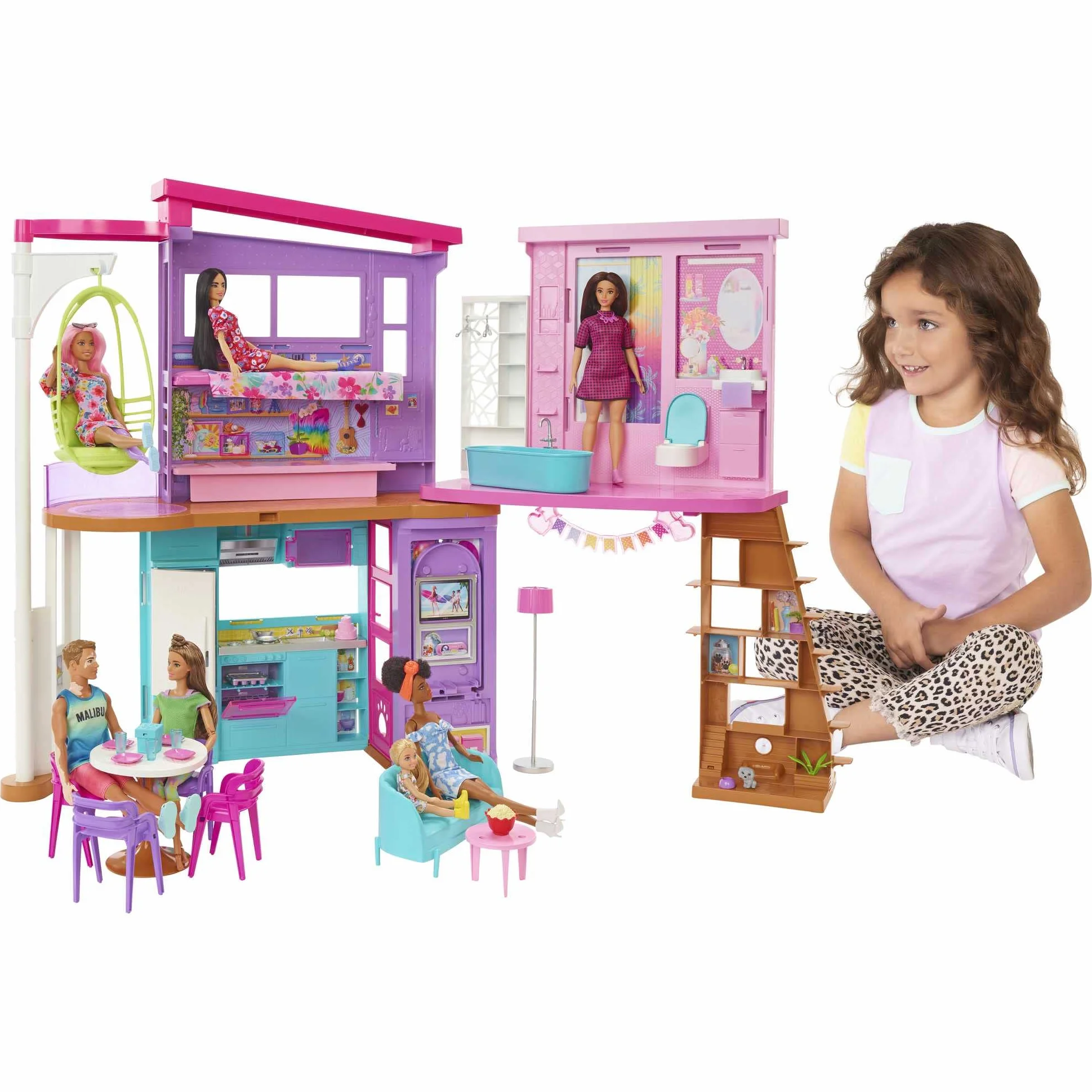 Barbie Wakacyjny domek Zestaw do zabawy (107 cm) z 2 poziomami, 6 pomieszczeniami, huśtawką-windą i ponad 30 elementami, zabawka dla dzieci od 3 roku życia, HCD50