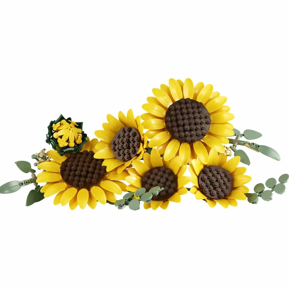 LEGO Botanicals Bukiet słoneczników, zestaw konstrukcyjny dla dorosłych, kwiatowa dekoracja z sześcioma kwiatami i liśćmi eukaliptusa, pomysł na prezent urodzinowy dla kobiet i mężczyzn 11502
