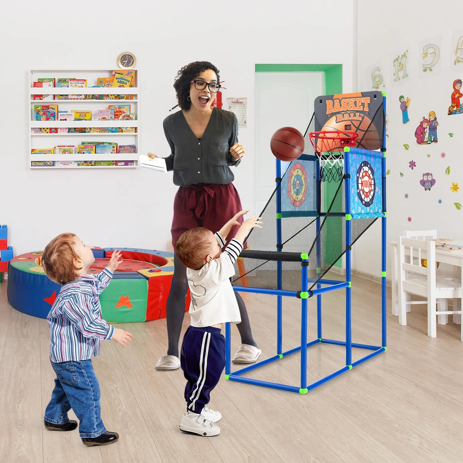COSTWAY Arcade zestaw do gry w koszykówkę, stojak do koszykówki z tablicą wyników i efektem dźwiękowym, w zestawie 2 piłki do koszykówki, 1 pompka, 2 tarcze celujące, 8 piłek na rzepy, automat do