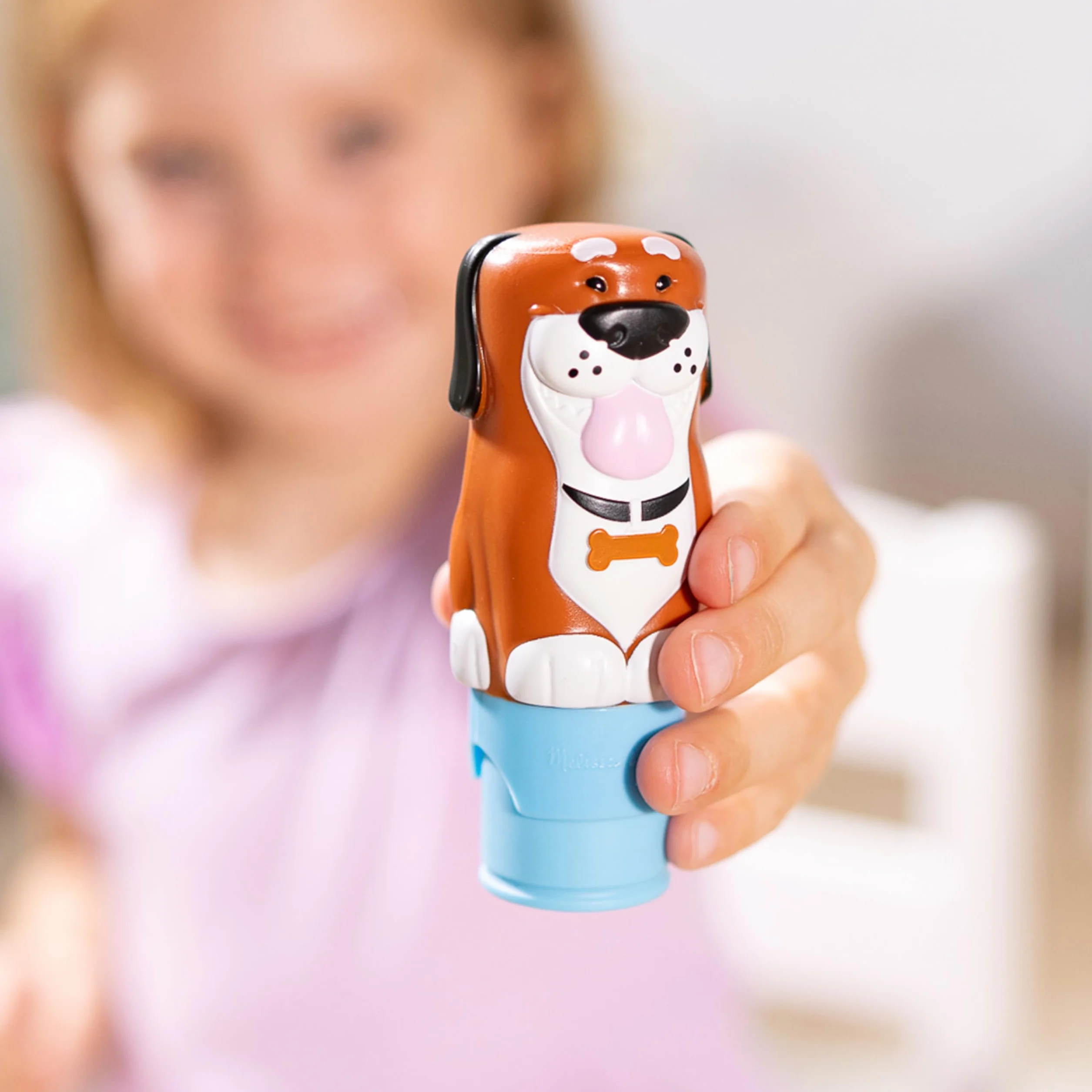 Melissa & Doug Naklejka Wow! 24-stronicowy znacznik naklejek i blok aktywności z 300 naklejkami - pies, gra edukacyjna dla dzieci, 3 lata