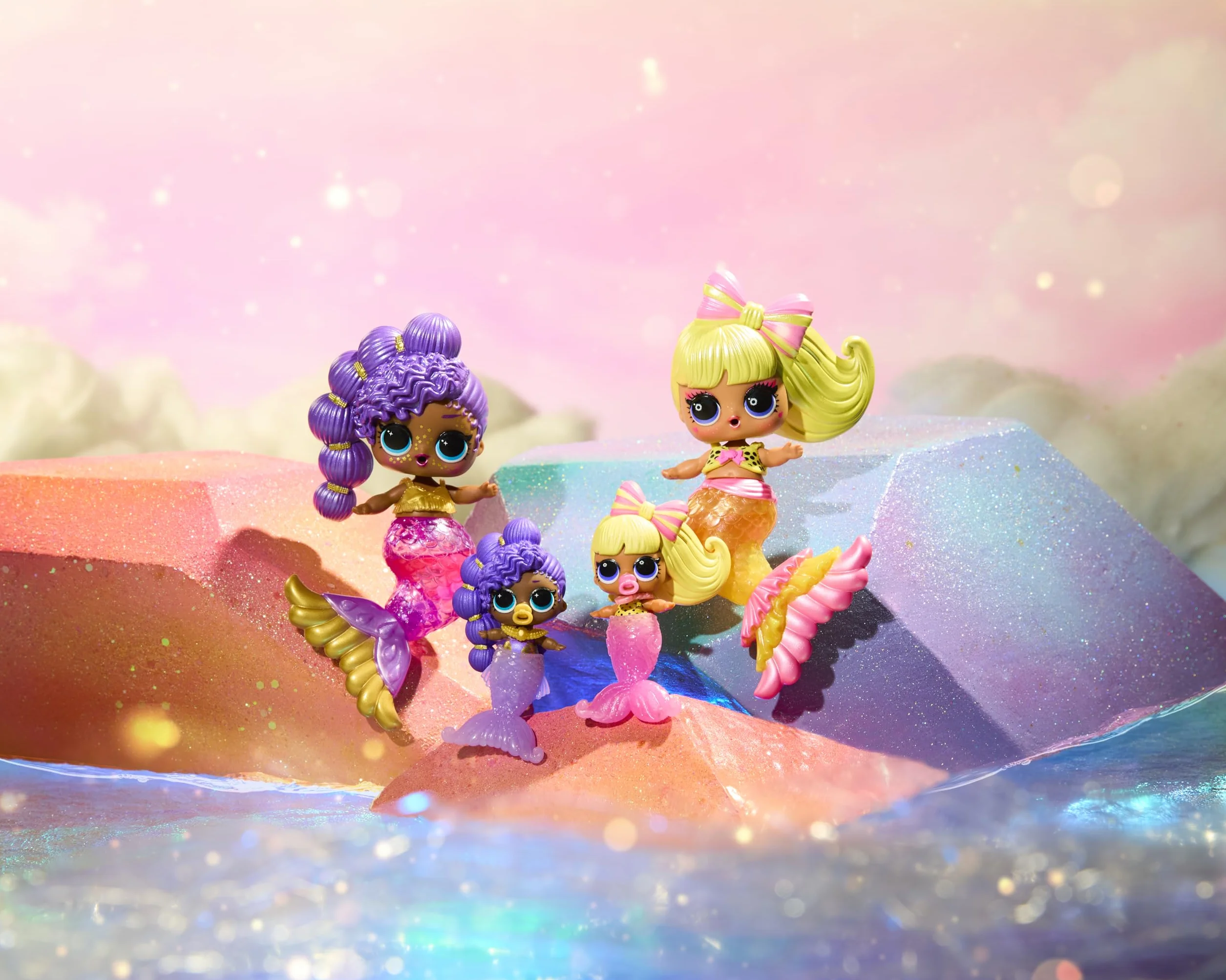 L.O.L. Surprise! Mermaids Makeover Magic Tots – Zestaw do Tworzenia Błyszczyków dla Ciebie i Twojej Lalki. Mieszaj i Twórz Własny Makijaż, Baw się w Wodzie! Do Zebrania 6 Laleczek. Dla Dzieci od 4 Lat
