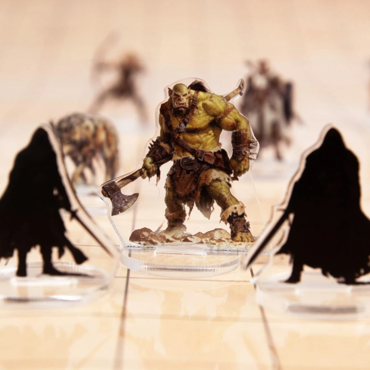 KLIBEN Zestaw 16 miniatur akrylowych dla DND Figurki 2D do Dungeons and Dragons Zestaw startowy D&D 5E Miniatury Plastikowe Role Akcesoria do odgrywania ról, takich jak Pathfinder, Prezenty dla graczy
