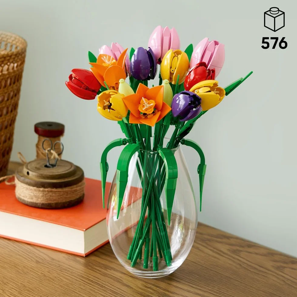 LEGO Botanicals Bukiet tulipanów, dekoracja kwiatowa, zestaw konstrukcyjny dla dorosłych z różnokolorowymi tulipanami w pięciu wersjach, pomysł na prezent dla kobiety i mężczyzny, na imieniny 11501