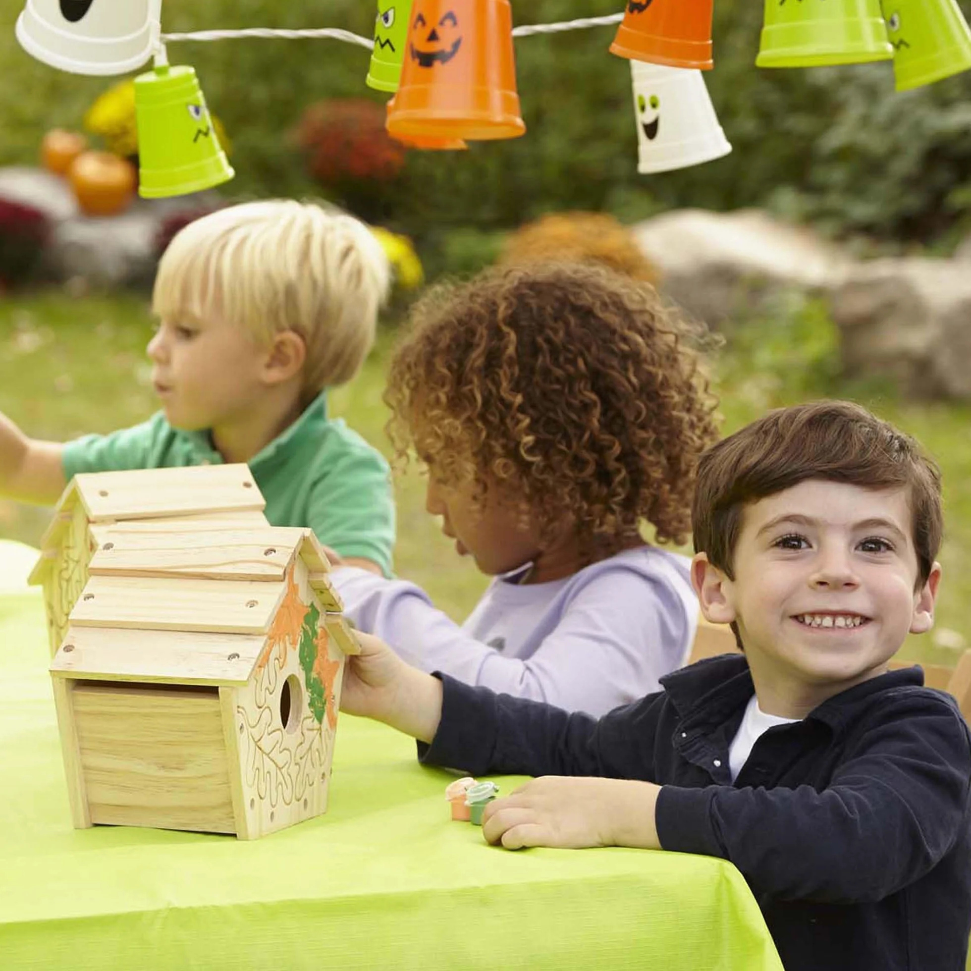 Melissa & Doug – budka dla ptaków do własnoręcznego montażu | sztuka i rzemiosło | zestawy do rękodzieła: Created By Me, Made Easy i inne | 3+ | prezent dla chłopca lub dziewczynki
