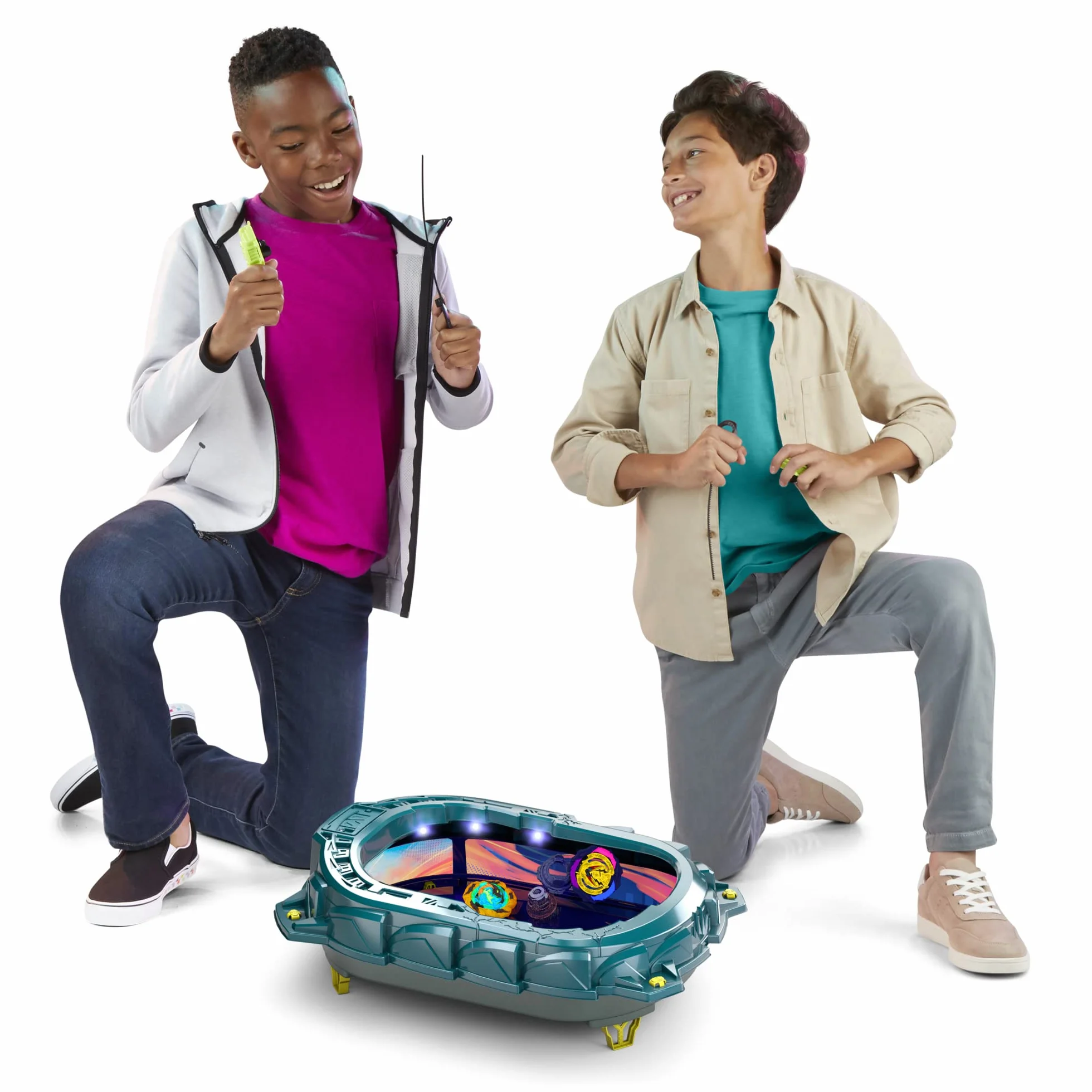 Hasbro Zestaw bitewny Beyblade Burst QuadStrike Light Ignite z areną Beyblade