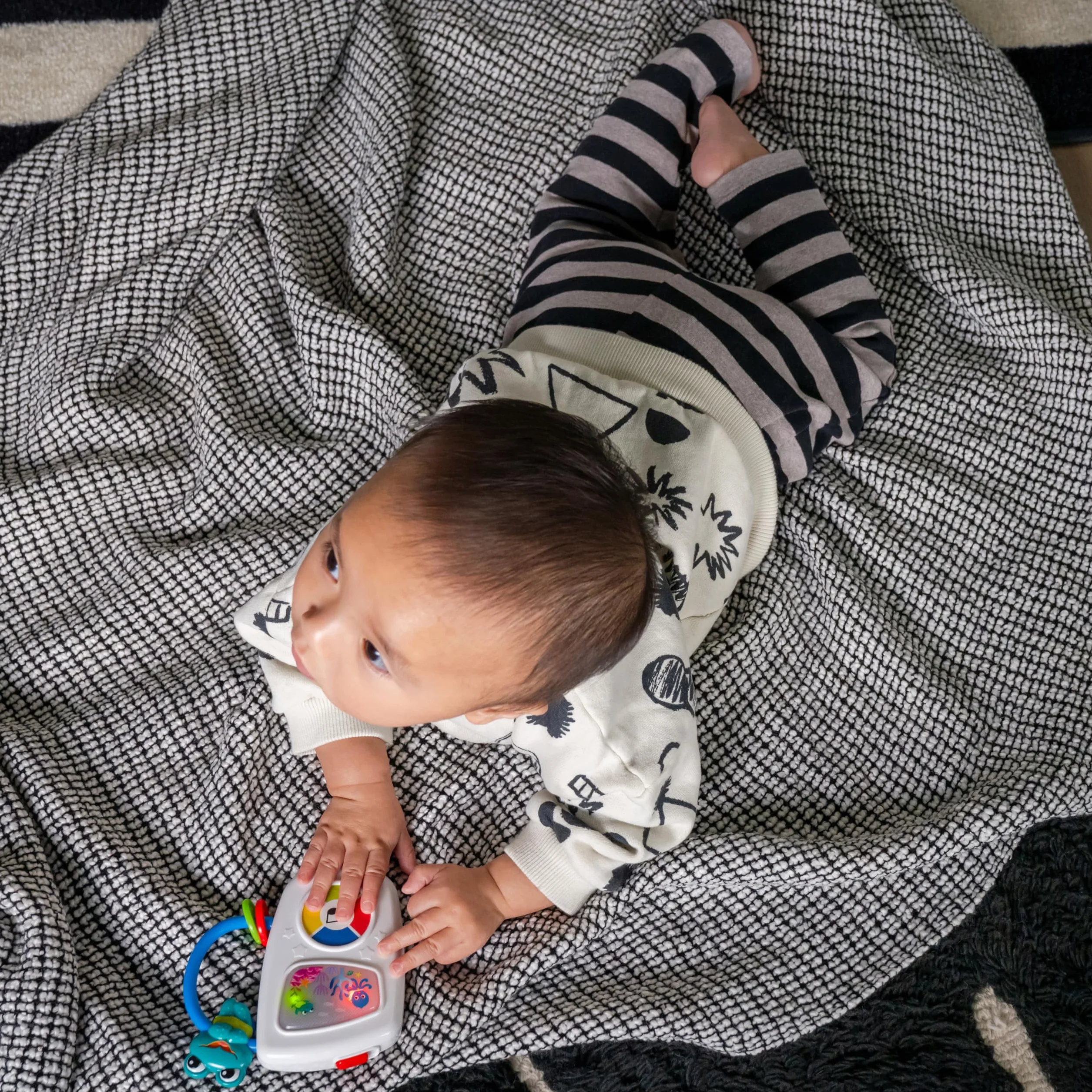 Baby Einstein Ocean Explorers morskie melodie muzyczne świecące zabawki, wiek 3+ miesiące