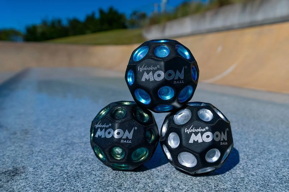 Sunflex x Waboba Moon Ball | Springball | sprężysta gumowa piłka | kratery do piłek wytwarzają uderzający dźwięk | łatwo chwytliwa | Flummies dla dzieci | piłka odbijająca