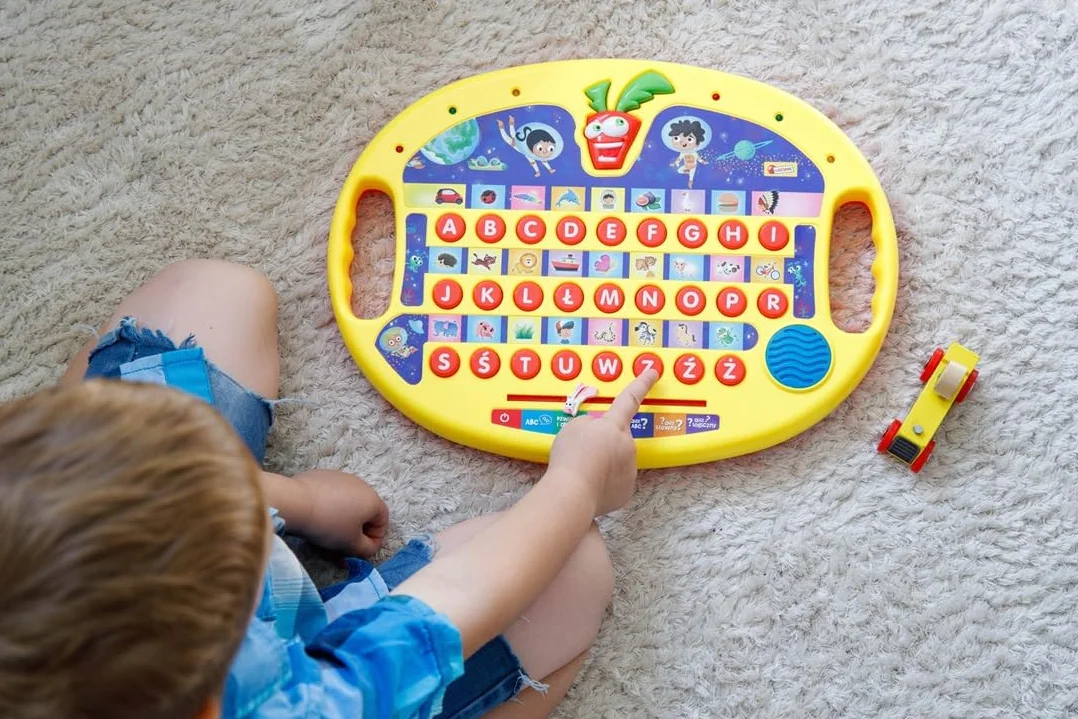 Lisciani Zabawka edukacyjna Karotina Kosmiczny alfabet