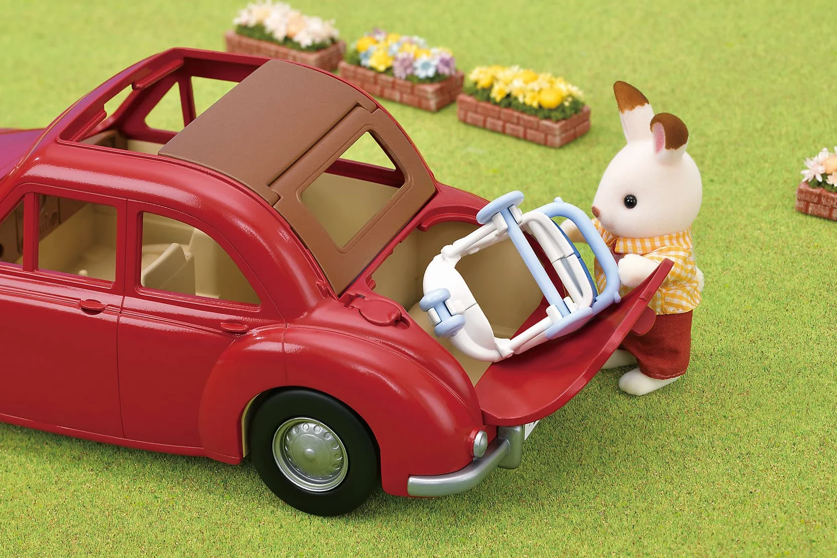 Sylvanian Families Rodzinny Sedan Samochód dla Lalek, Wielokolorowy, ‎12 x 25 x 10 cm; 345 g