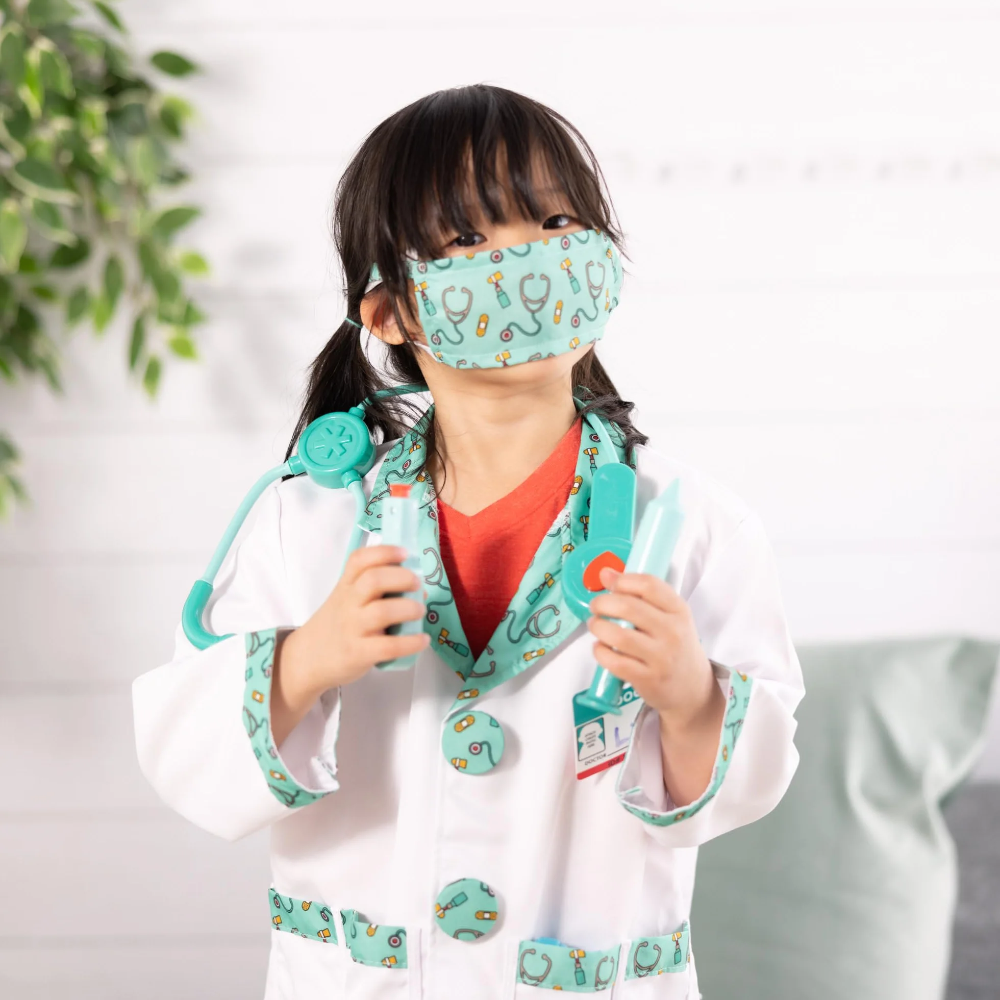 Melissa & Doug – zestaw z fartuchem lekarskim do zabawy w lekarza (zabawa z odgrywaniem roli, materiały wysokiej jakości, można prać w pralce, wys. 44,45 cm x szer. 60,96 cm x dł. 1,905 cm)