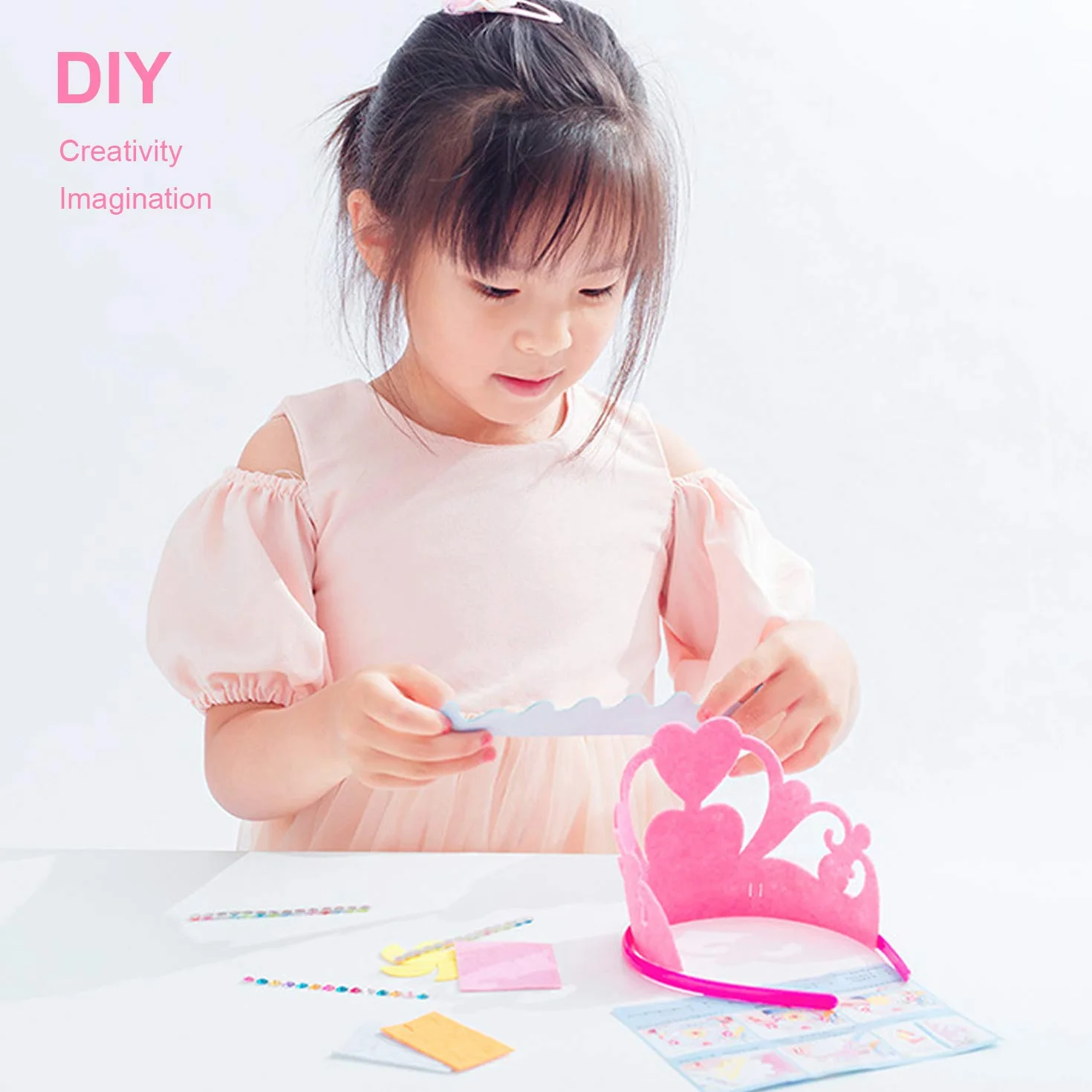 Hifot Zestawy do wyrobu tiary 4 sztuki, Filcowa korona dla dzieci DIY z naklejkami ze strasikiem, zabawki na urodziny dla dziewczynek, zabawki księżniczki, gry kostiumowe