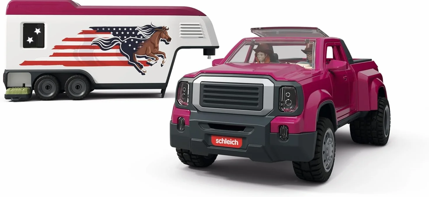 schleich HORSE CLUB | Ciężarówka Lakeside z przyczepą 42705 | Zestaw z ciężarówką, przyczepą dla koni, boksami, Hannah, 2 końmi, psem i akcesoriami | Zabawka dla dzieci od 5 lat | 119-częściowy zestaw