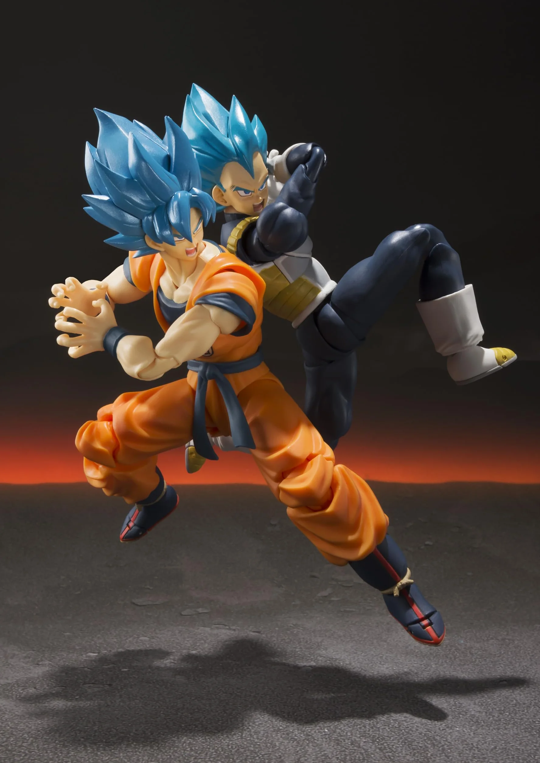 Bandai Tamashii Nations Dragon Ball Super Broly Figurka S.H. Figuarts Super Saiyan God Goku 14 cm