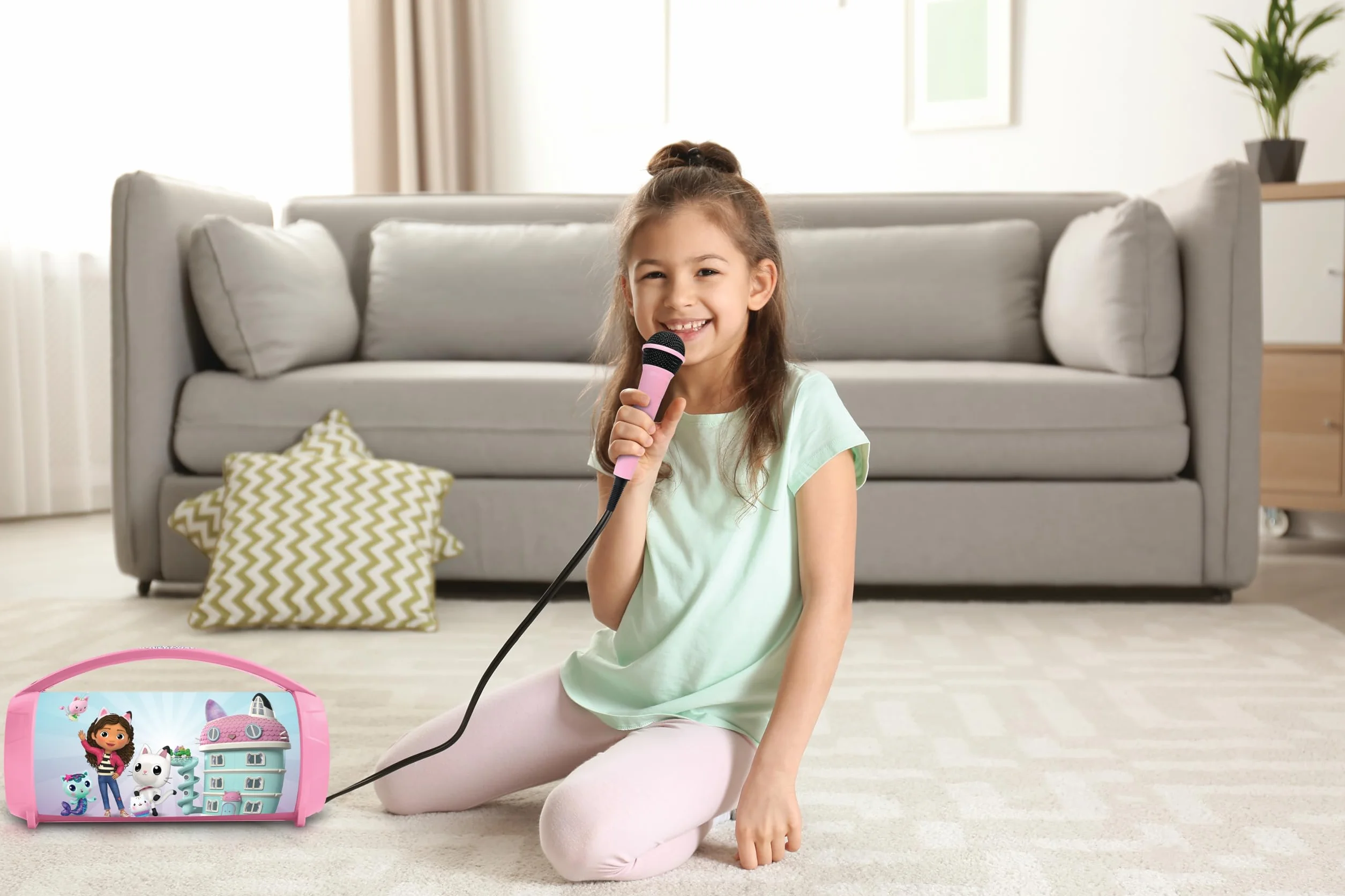 Lexibook, Koci Domek Gabi, Bezprzewodowy Lekki Głośnik z Mikrofonem, Dźwięk Stereo, Funkcja Karaoke, Porty USB i Kart SD, Akumulator, Uchwyt do Przenoszenia, Różowy, BTP585GDHZ