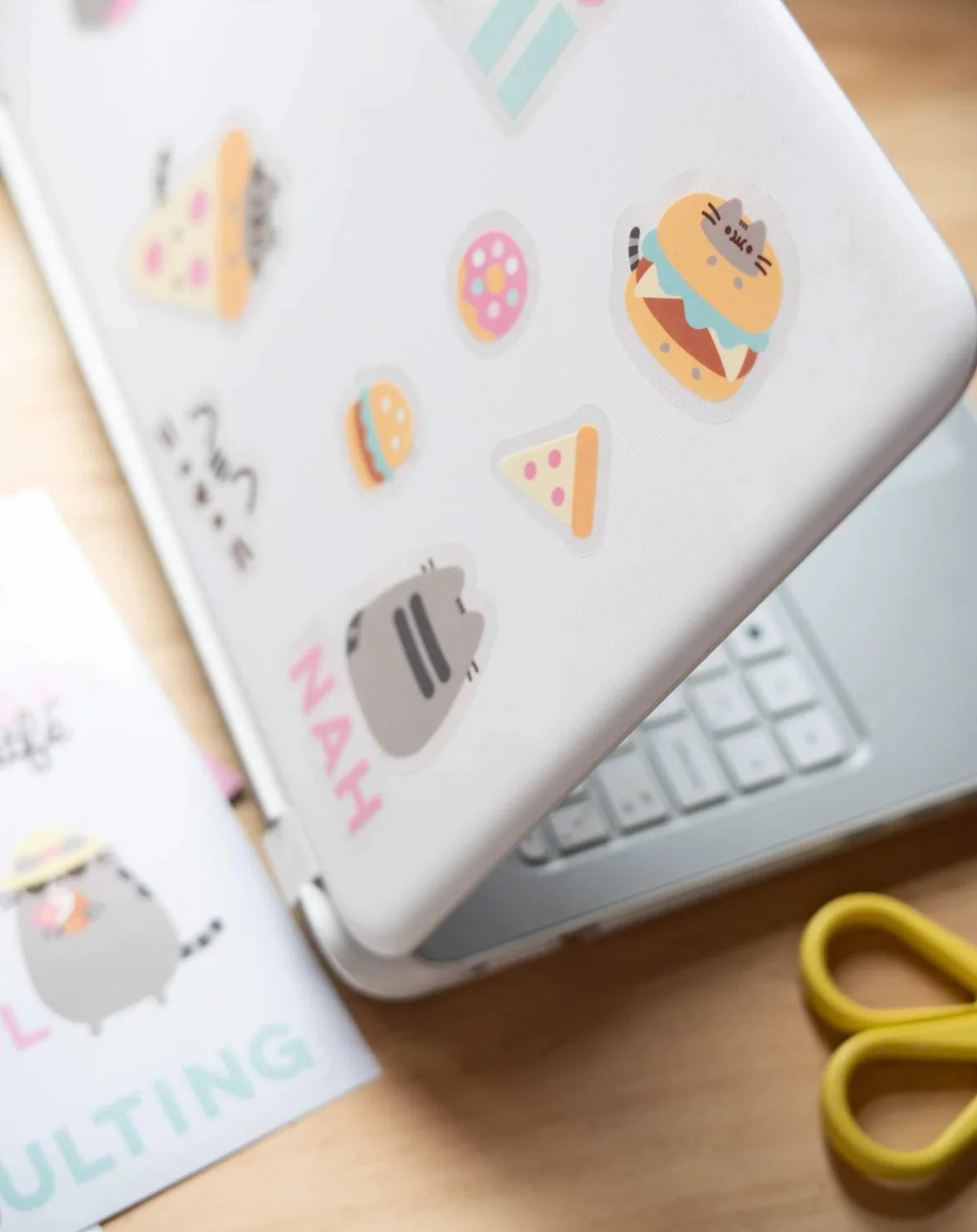Grupo Erik Gadget Decals/kalkomania Pusheen Foodie Collection – wodoodporne naklejki wielokrotnego użytku, 9 x 5